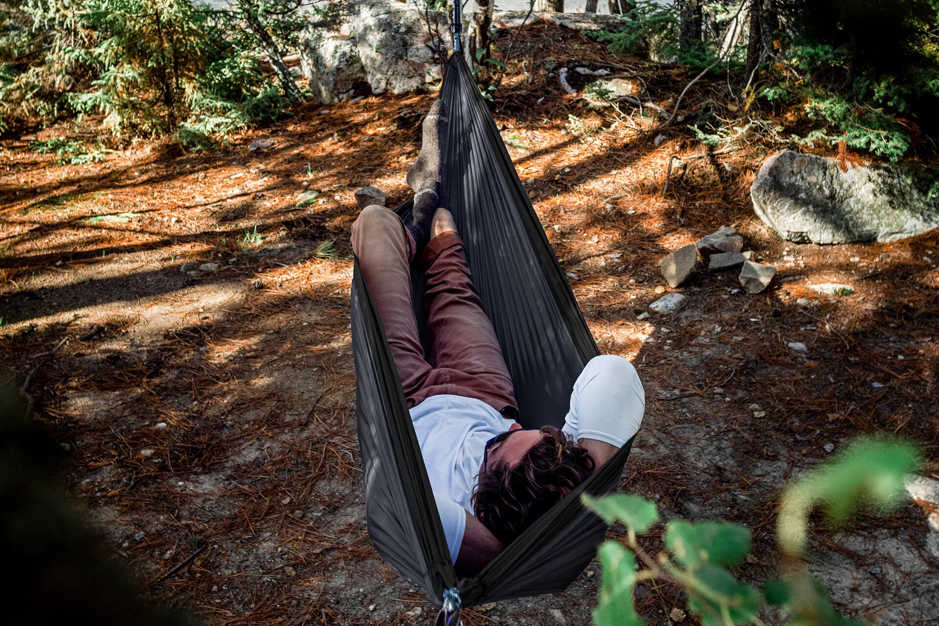 Classic Hammock with Heavy Duty Straps - Portable Outdoor Relaxation for Camping, Backyard & Beach