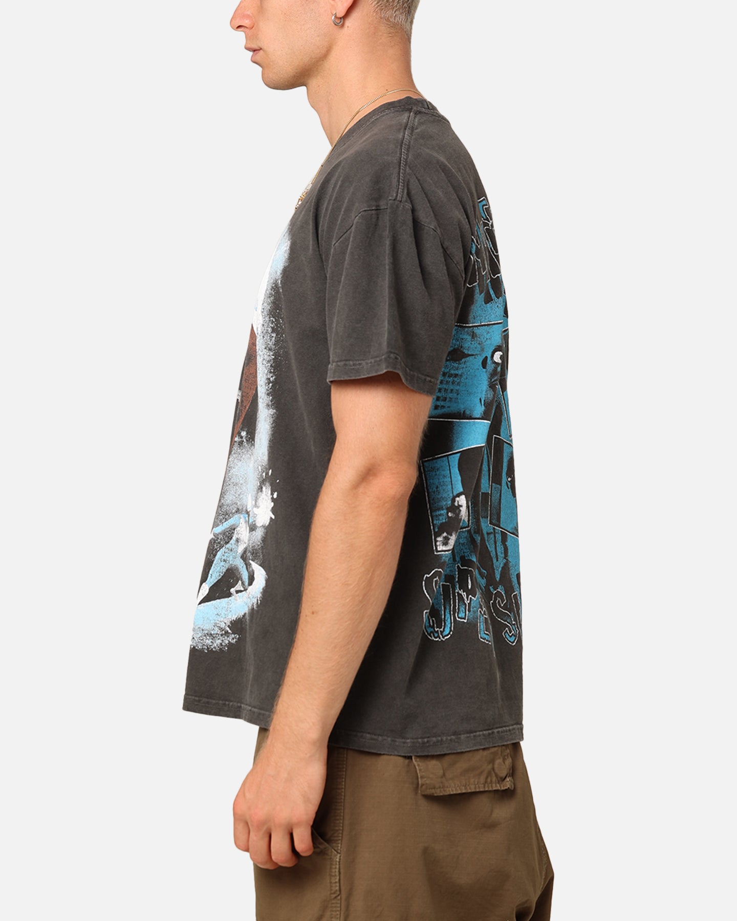 Pixar Frozone Heavyweight T-Shirt for Men - Black Wash Vintage Style | Perfect for Cosplay, Movie Nights & Superhero Fans