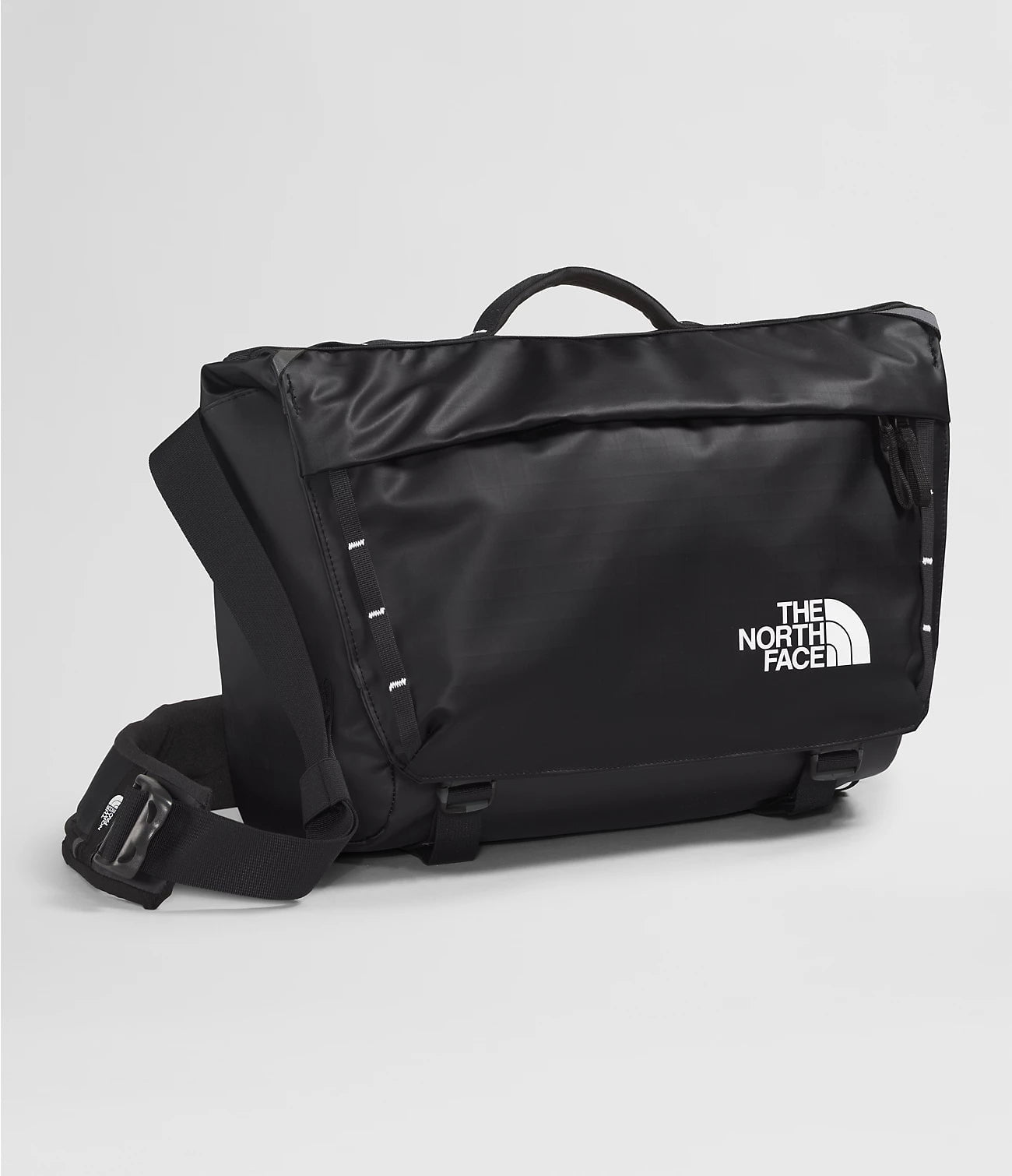 The North Face Base Camp Voyager Messenger Bag - Durable Water-Resistant Laptop Crossbody Bag for Men & Women - Perfect for Travel, Work & Outdoor Adventures