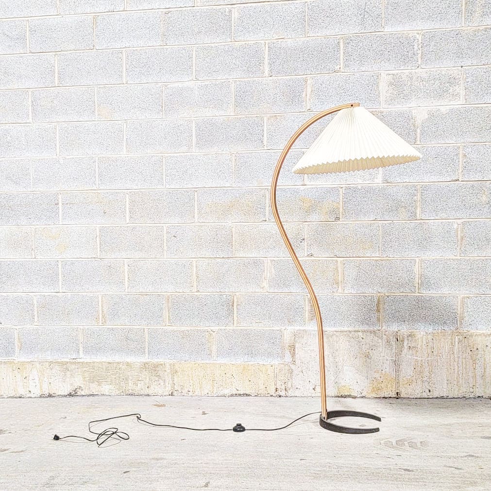 Modern Caprani Floor Lamp - Adjustable LED Standing Light for Living Room, Bedroom & Office - Warm White & Cool White Dimmable Lighting - Perfect for Reading, Relaxing & Decor