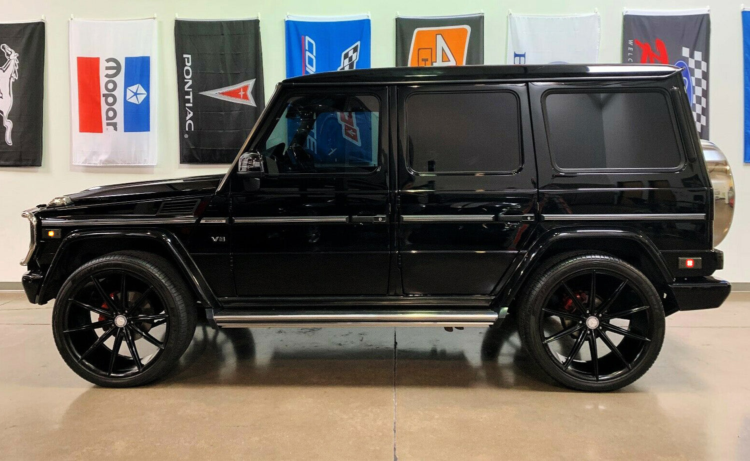 4-Piece Smoked Lens Amber/Red Full LED Side Marker Lights for 2015-2018 Mercedes G Class - Upgrade Your G-Wagon's Style & Night Visibility