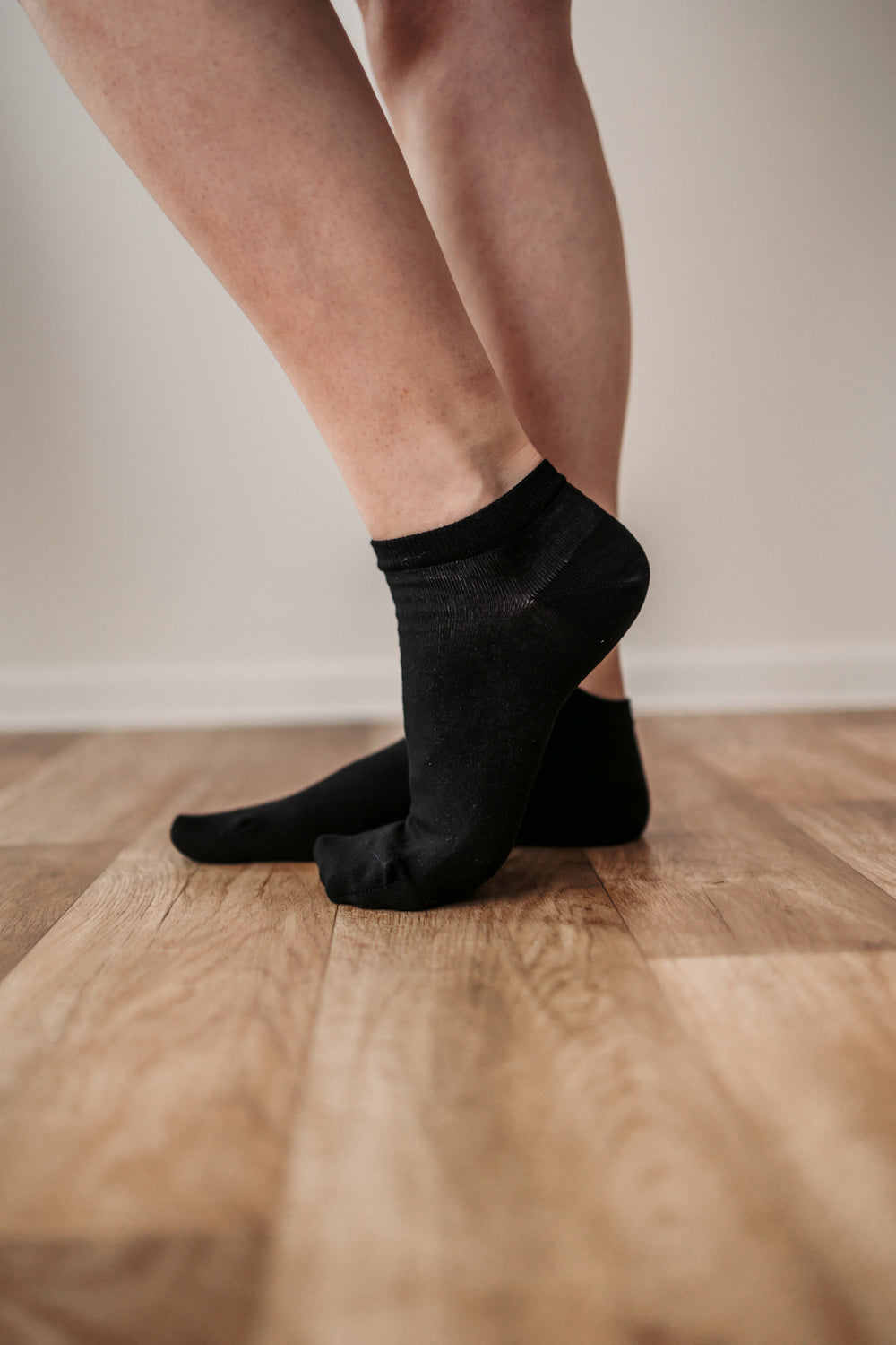 Barefoot Socks Low Cut - Essential Comfort for Men & Women - Perfect for Yoga, Running & Home Wear - Black
