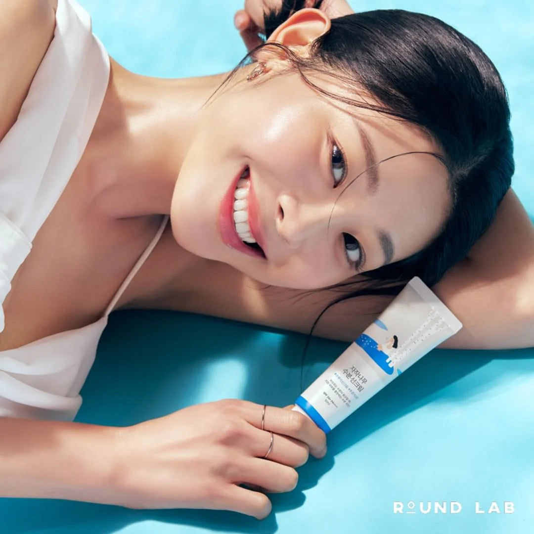 Round Lab Birch Juice Moisturizing Sunscreen SPF 50+ PA++++ - Korean Skincare for Face, Daily UV Protection, Brightening & Hydrating - Perfect for Outdoor Activities, Beach & Daily Wear