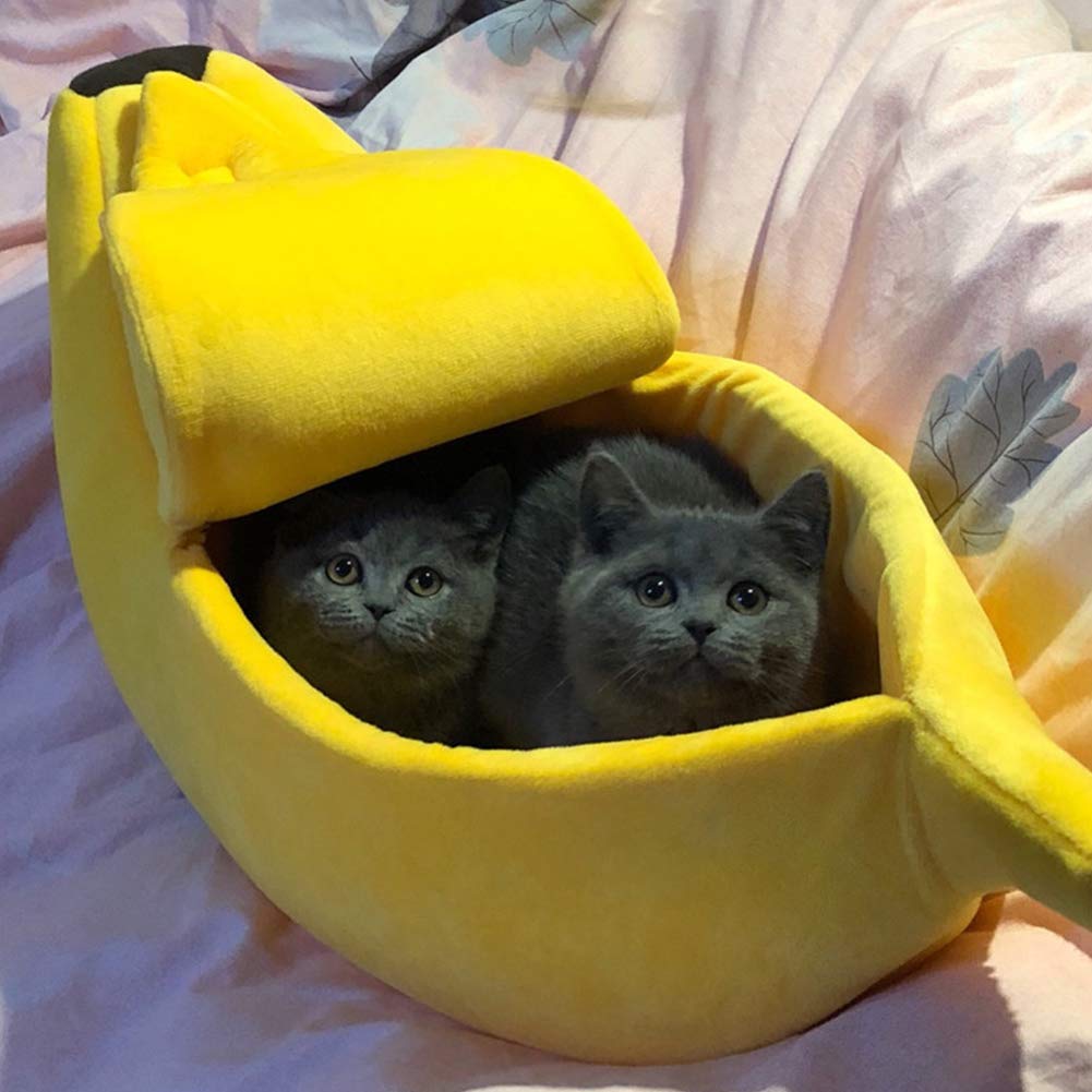 Soft Banana-Shaped Cat Bed - Cozy Pet Cuddle House for Cats & Small Dogs | Cute Yellow Pet Supplies for Kittens & Puppies | Perfect for Indoor Napping, Lounging & Photo Shoots