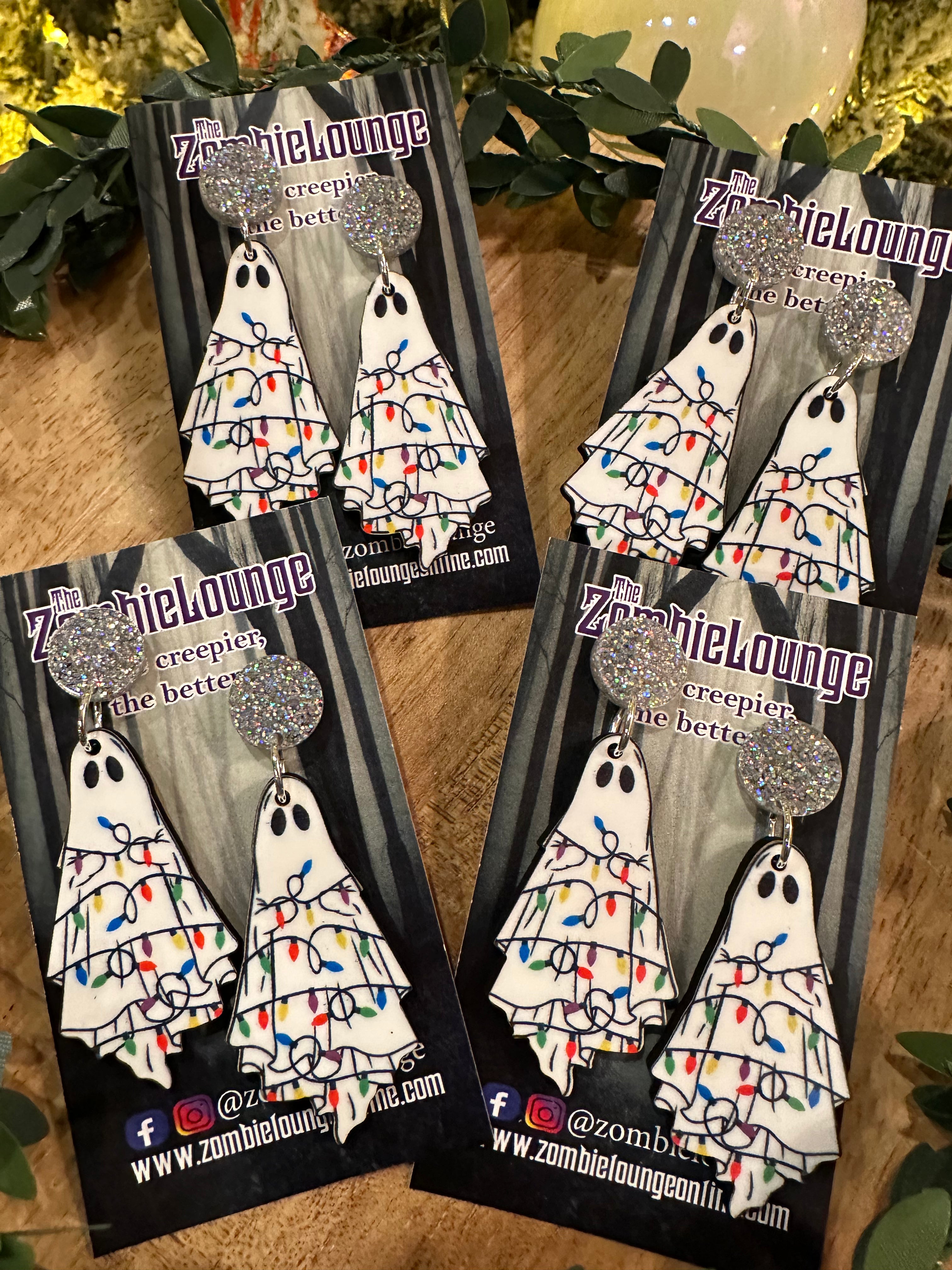 Spooky Christmas Ghost Earrings for Women - Halloween & Holiday Party Jewelry - Cute Festive Accessories for Costumes & Gifts