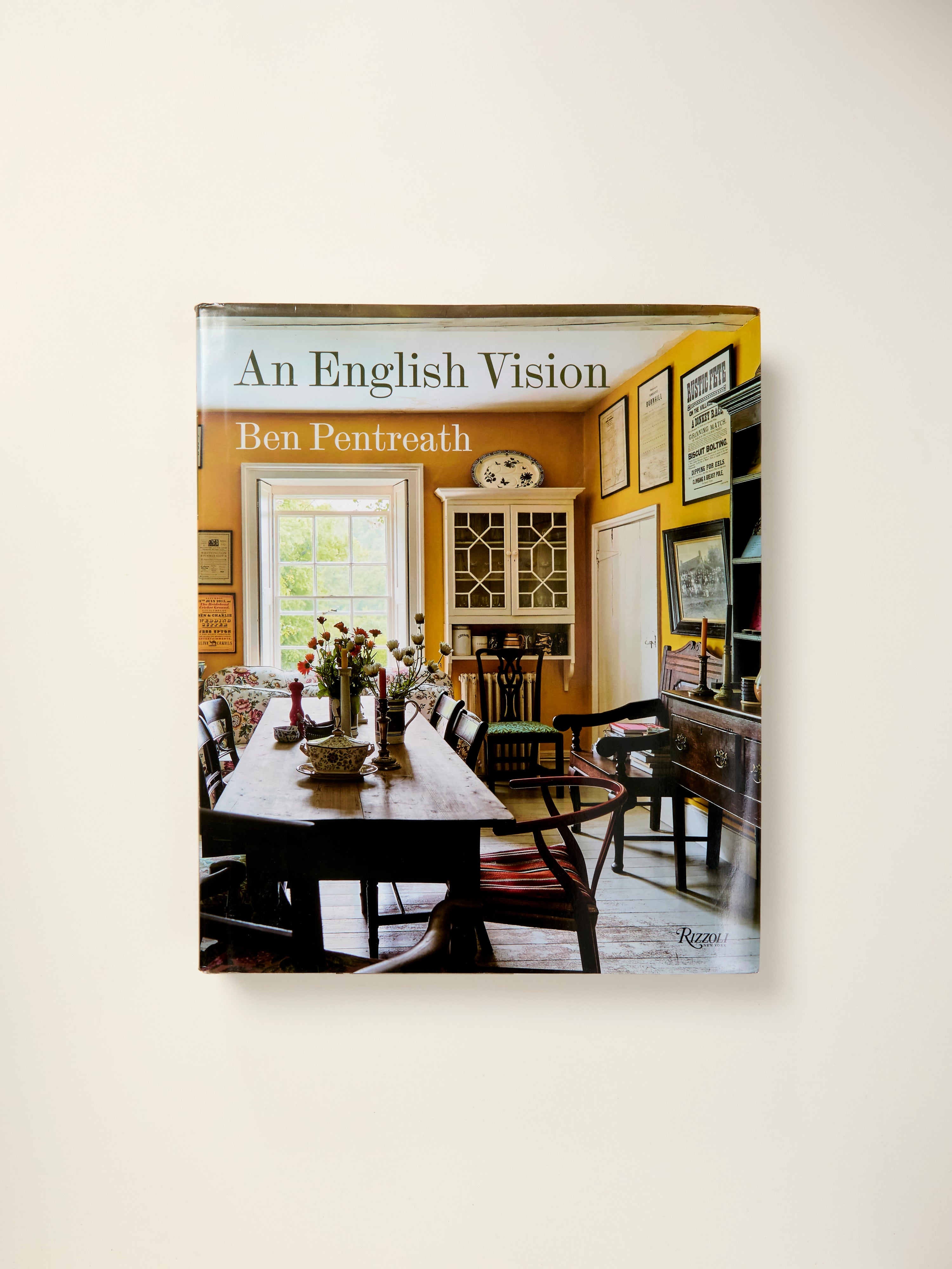 Traditional English Architecture & Interior Decor for Modern Homes - Timeless Design for Living Rooms, Bedrooms & Offices
