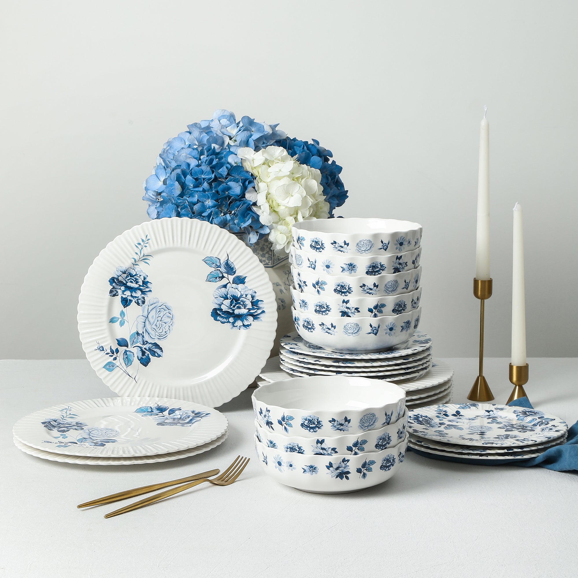 Premium Stone Lain Fiore Bone China 12-Piece Dinnerware Set - Elegant Blue Porcelain Tableware for Formal Dining & Special Occasions