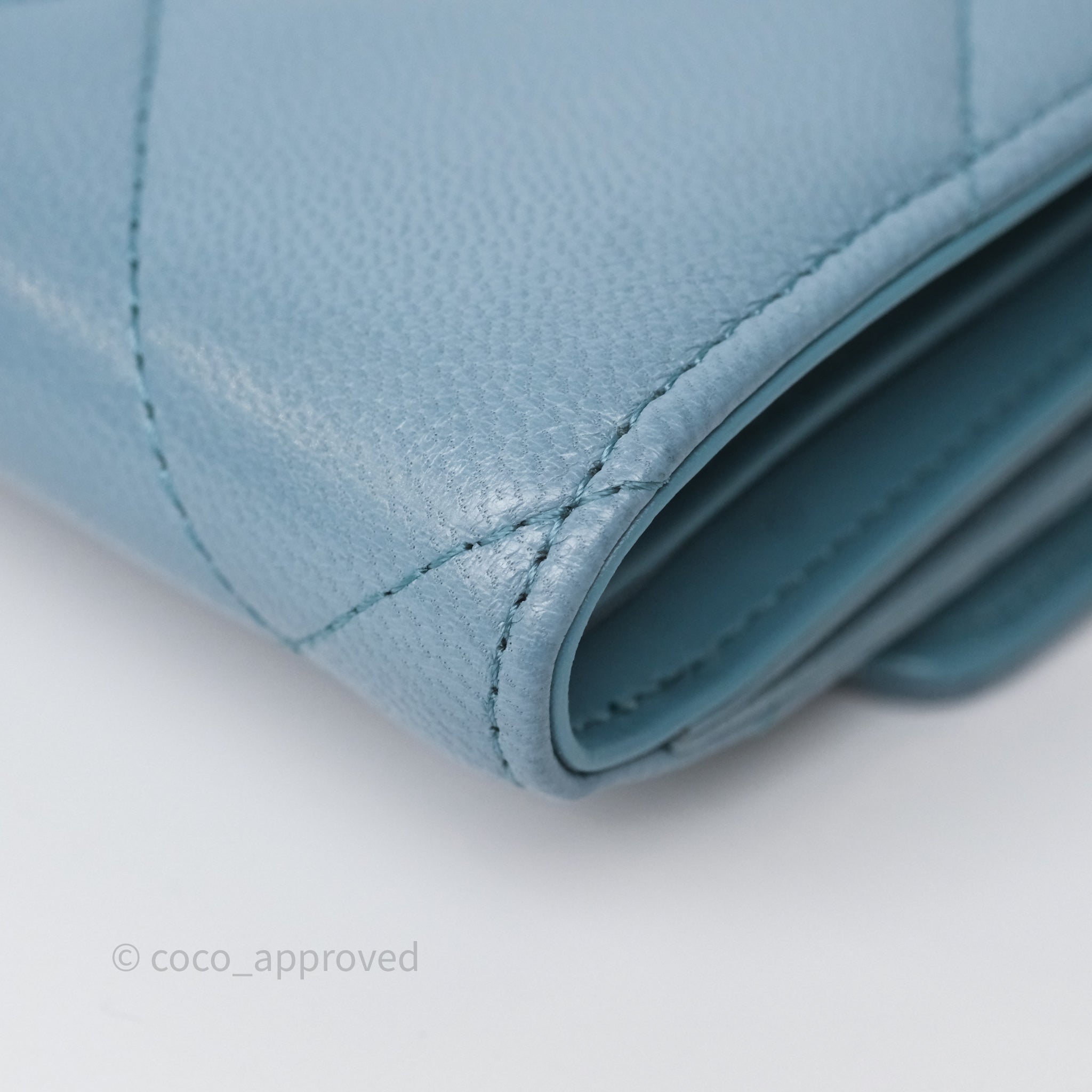 Chanel 19 Short Flap Wallet in Cloud Blue Lambskin Leather - Luxury Designer Crossbody Bag for Women | Perfect for Everyday Use & Special Occasions