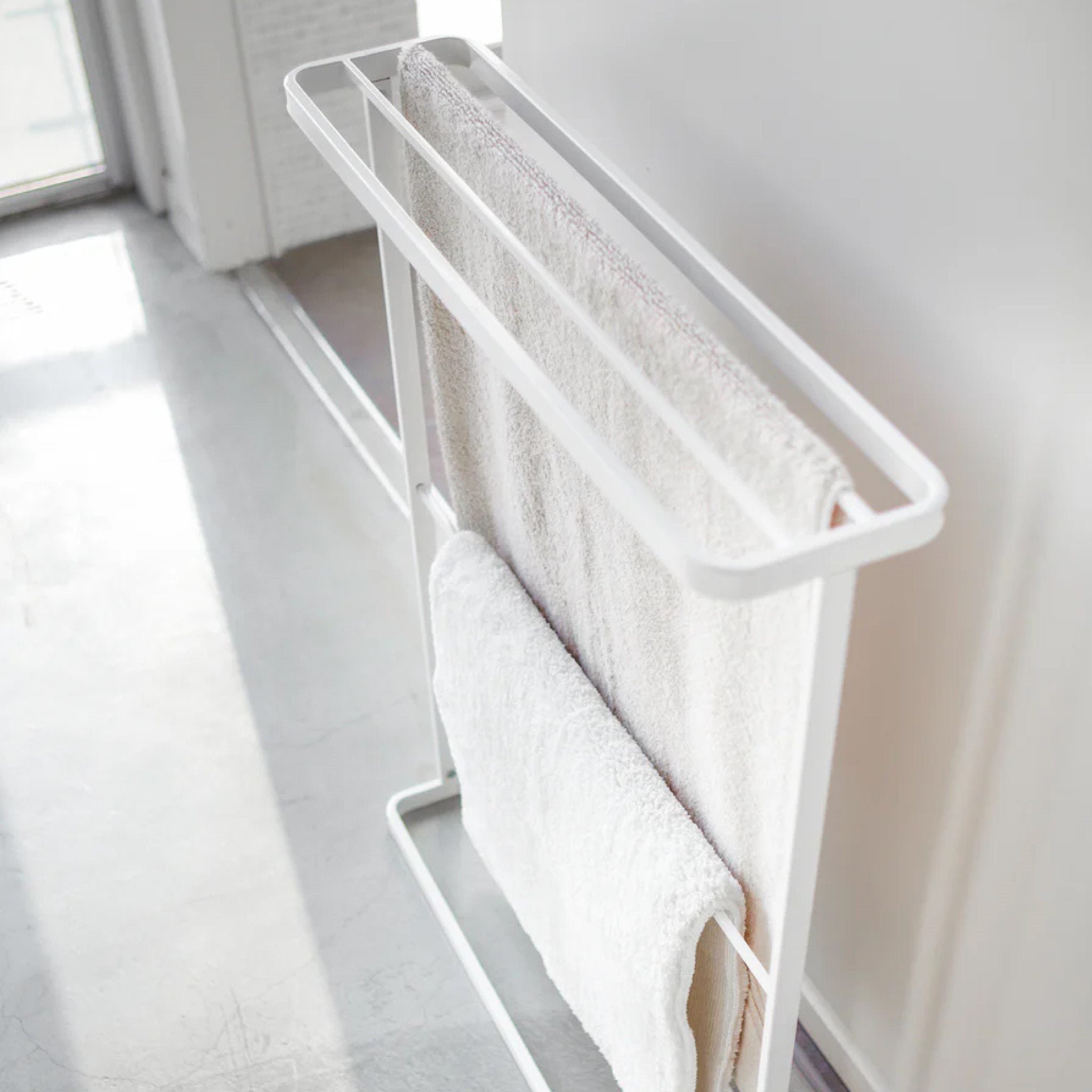 YAMAZAKI White Tower Bath Towel Hanger - Space Saving Bathroom Organizer for Hanging Towels, Robes & Clothes - Perfect for Small Bathrooms, Laundry Rooms & Spa Areas