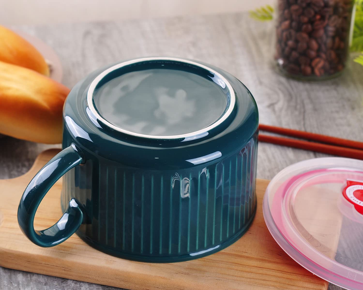 WHJY 30oz Ceramic Soup Bowl with Lid & Handle - Microwave & Dishwasher Safe, Heat Preserving Soup Mug for Ramen, Noodles, Cereal - Modern Minimalist Design, Dark Green - Perfect for Home, Office & Dorm Use