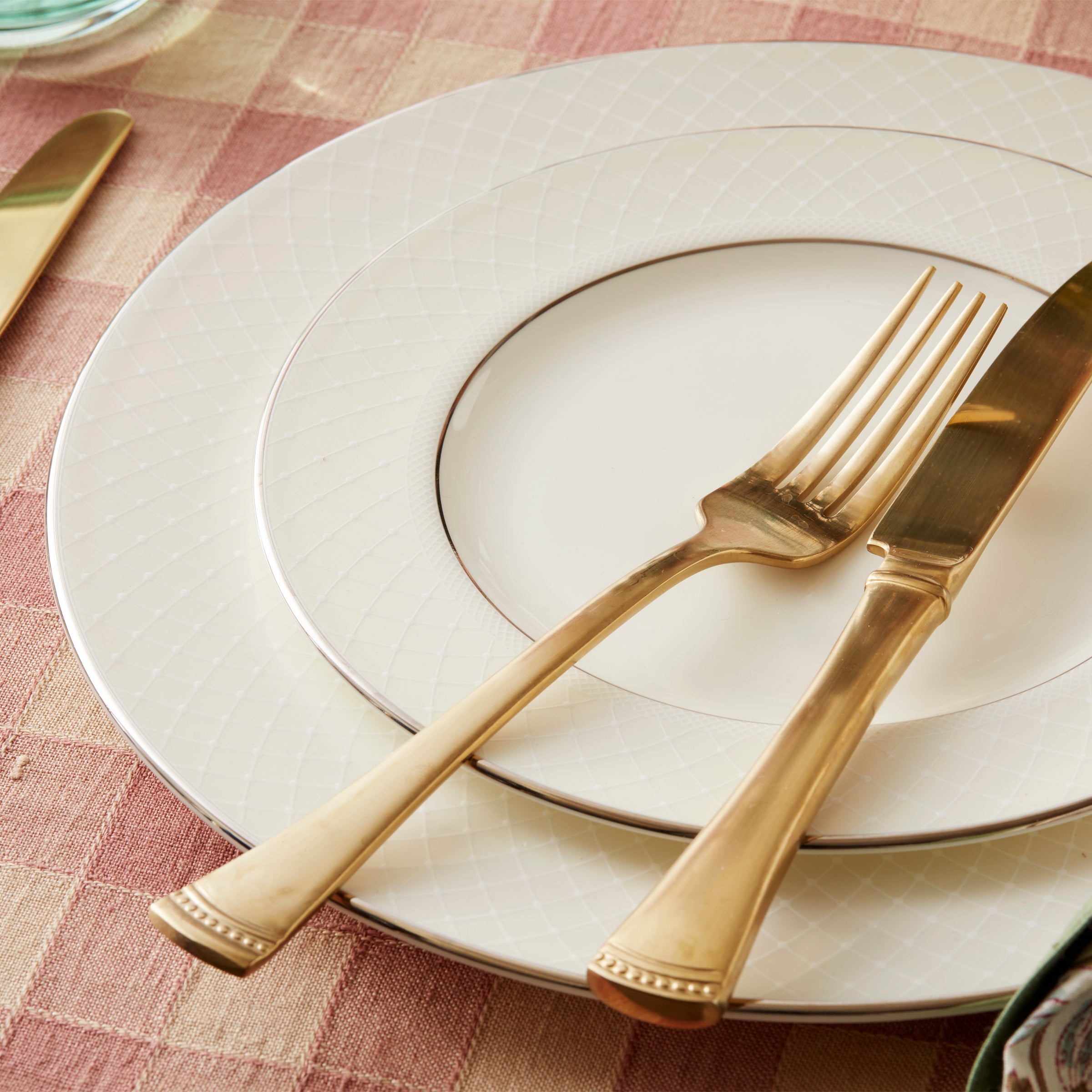 Portola Gold Satin 20-Piece Flatware Set - Elegant Stainless Steel Cutlery for Dining, Weddings & Special Occasions
