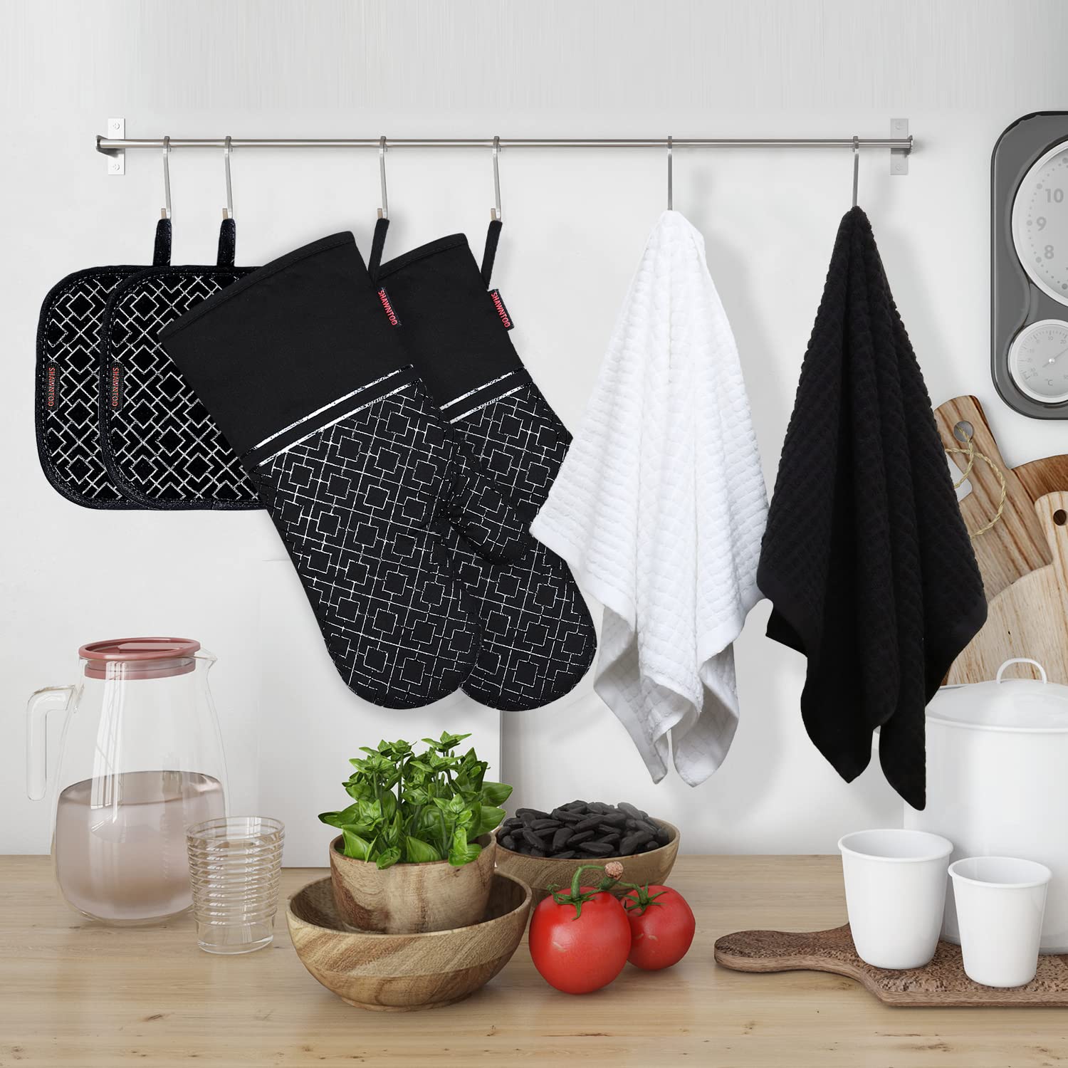 6-Piece High Heat Resistant Oven Mitts and Pot Holders Set - 550°F Extra Long Kitchen Gloves with Non-Slip Silicone Surface for Cooking, Baking, Grilling - Perfect for BBQ, Baking Cookies, and Handling Hot Pots Safely