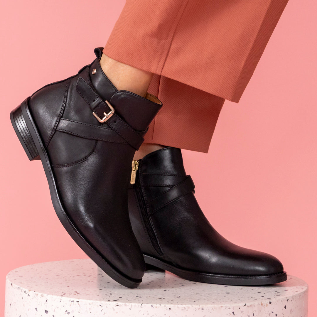 Authentic PIKOLINOS Spanish Leather Shoes for Men & Women | Comfortable & Stylish Footwear for Casual, Office & Travel | Buy Now