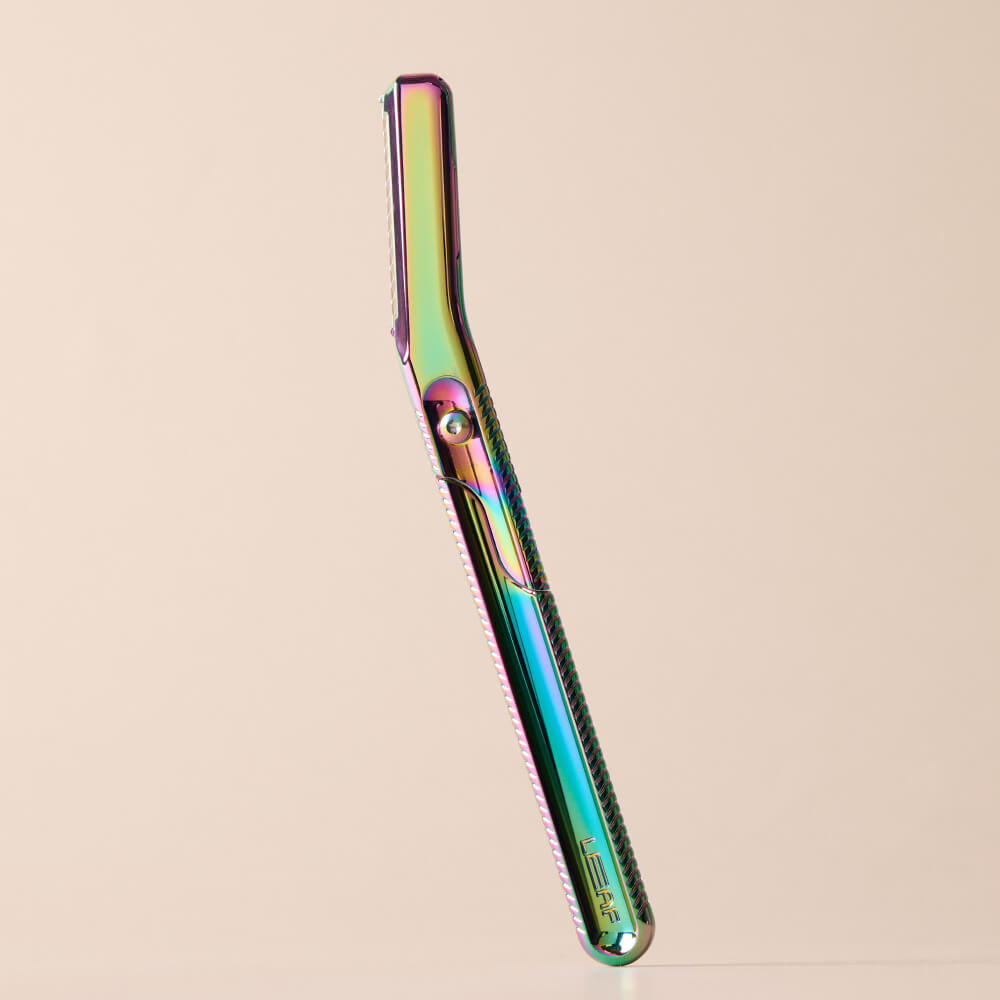 Professional Dermaplaning Tool for Face Exfoliation & Peach Fuzz Removal - At-Home Facial Hair Remover for Smooth Skin - Perfect for Pre-Makeup & Skincare Routine