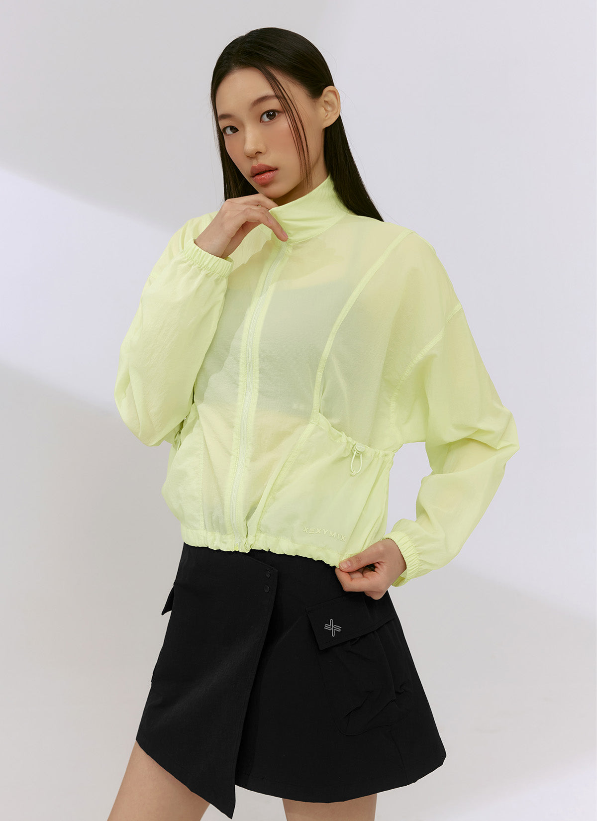 Lightweight High Neck Crop Windbreaker Jacket for Women - Breathable & Stylish Outdoor Running, Hiking, and Travel Wear