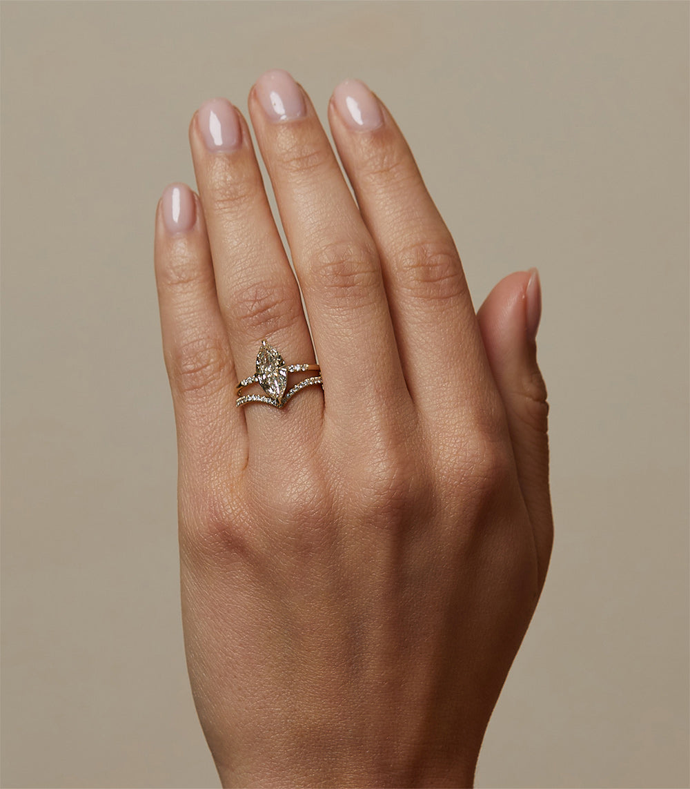 1 Carat Solitaire Diamond Engagement Ring for Women - Classic & Unique Wedding Band - Perfect for Proposals, Anniversaries, and Special Occasions