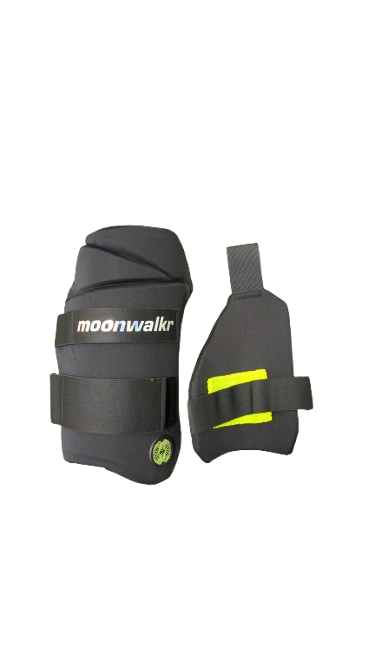 Moonwalker Thigh Guards 2.0 - Premium Black Thigh Protection for Running, Cycling & Sports - Prevent Chafing & Enhance Performance