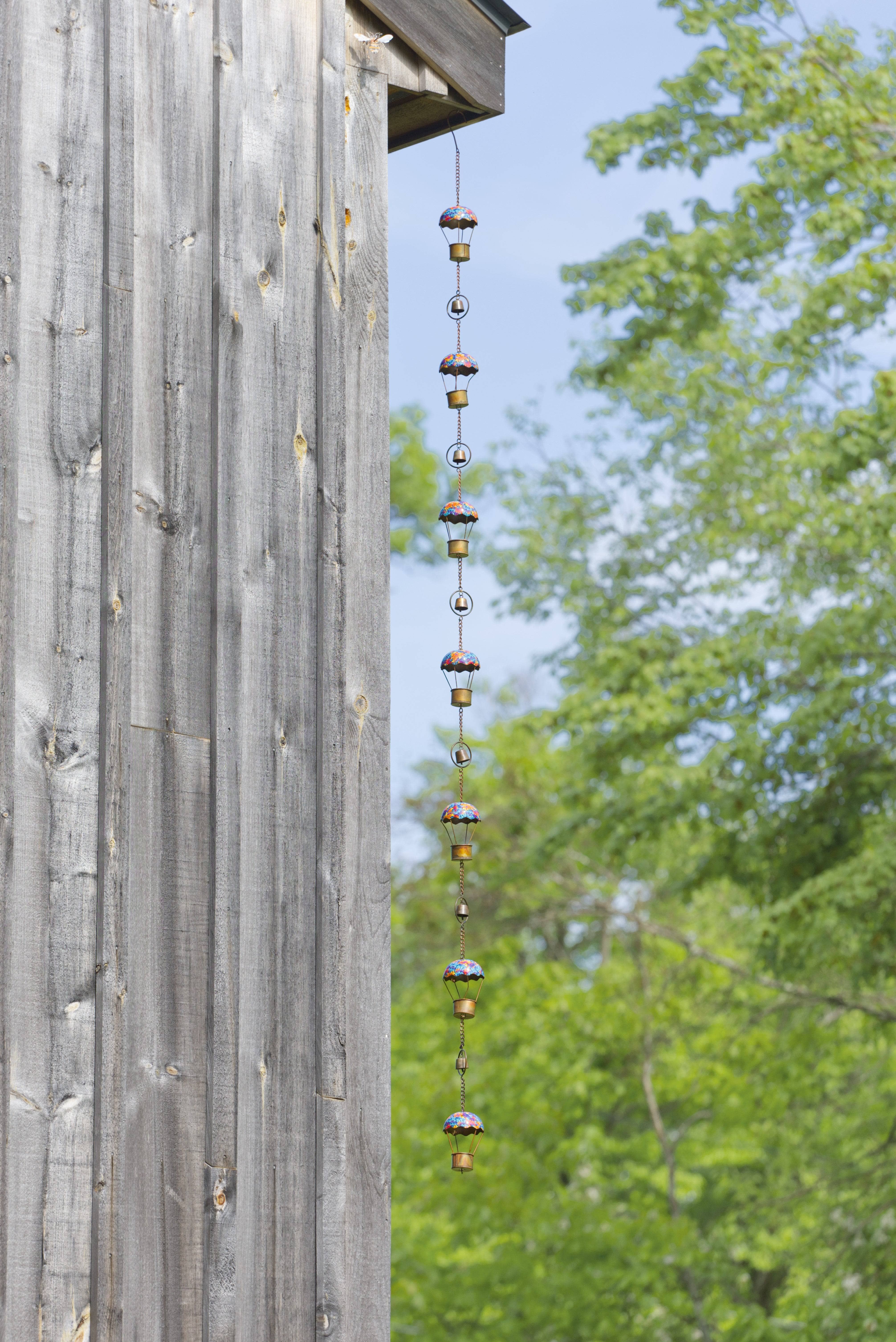 Beautiful Hot Air Balloon Floral Rain Chain for Garden Decor - Perfect for Outdoor Patio, Yard, and Water Feature Decoration