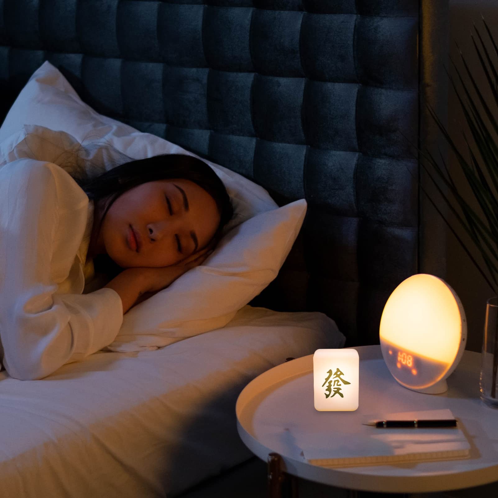 Beaupretty 1pc Silicone Night Light - Soft Glow Touch Control Bedside Lamp for Kids Room, Eye Protection Nightlight for Nursery, Bedroom Decor (White) | Perfect for Bedtime Reading, Night Feedings & Safe Navigation