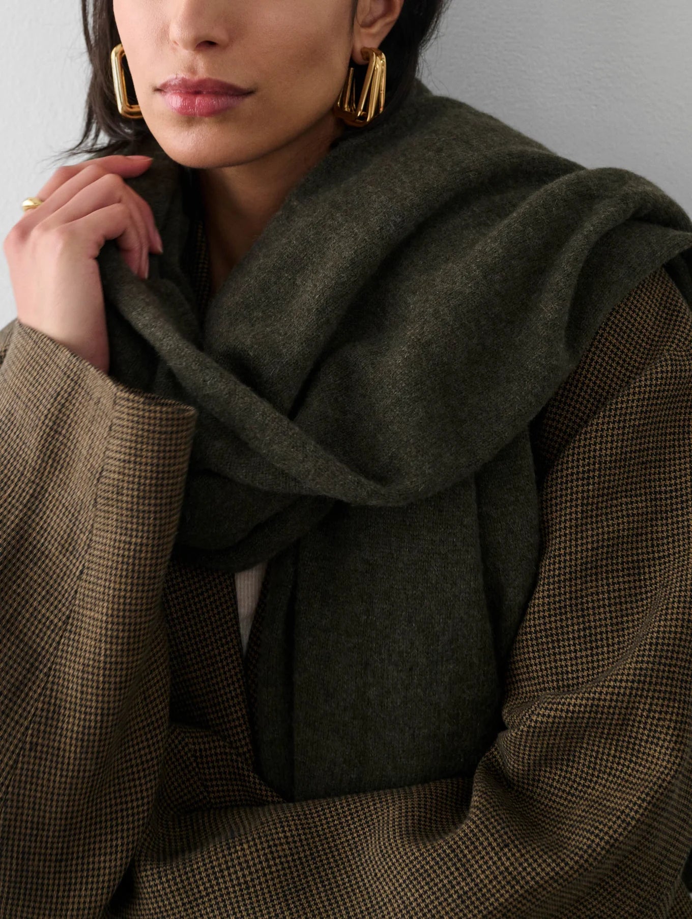 Luxury Cashmere Travel Wrap - Soft Thyme Heather Shawl for Women | Perfect for Airplanes, Lounging & Gifts