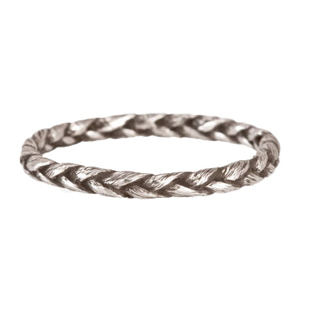 Medium Silver Braid Ring - Elegant Stackable Jewelry for Women, Perfect for Everyday Wear & Special Occasions