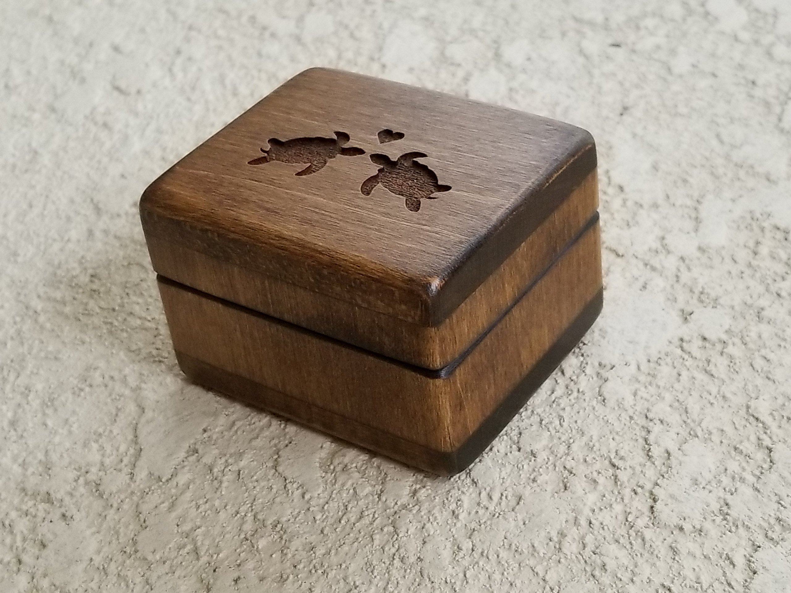 Personalized Engraved Wooden Ring Box with Love Turtles Design - Handmade Sea Turtle Jewelry Box for Beach Weddings & Engagements - Unique Valentine's Day Gift for Couples (Perfect for Destination Weddings, Anniversary Surprises & Romantic Proposals)