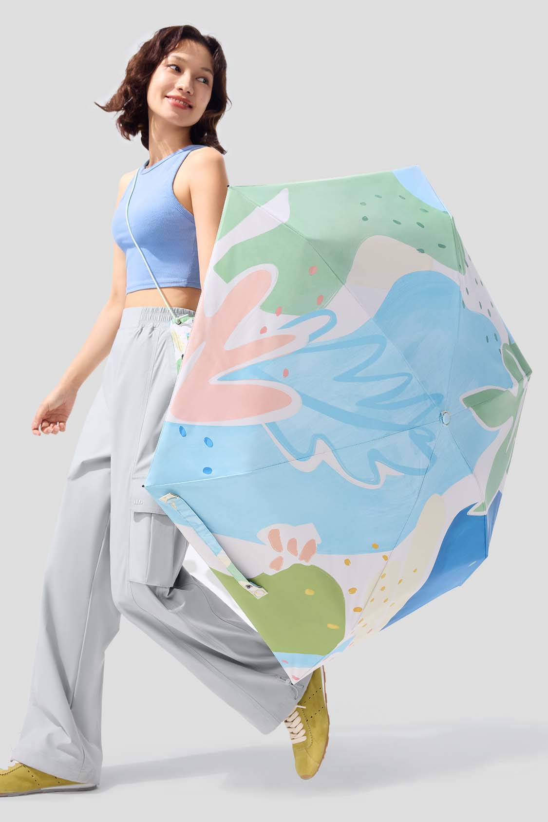 5 Fold Sun Umbrella with UPF50+ UV Protection - Portable & Adjustable for Beach, Pool, Patio, and Outdoor Activities