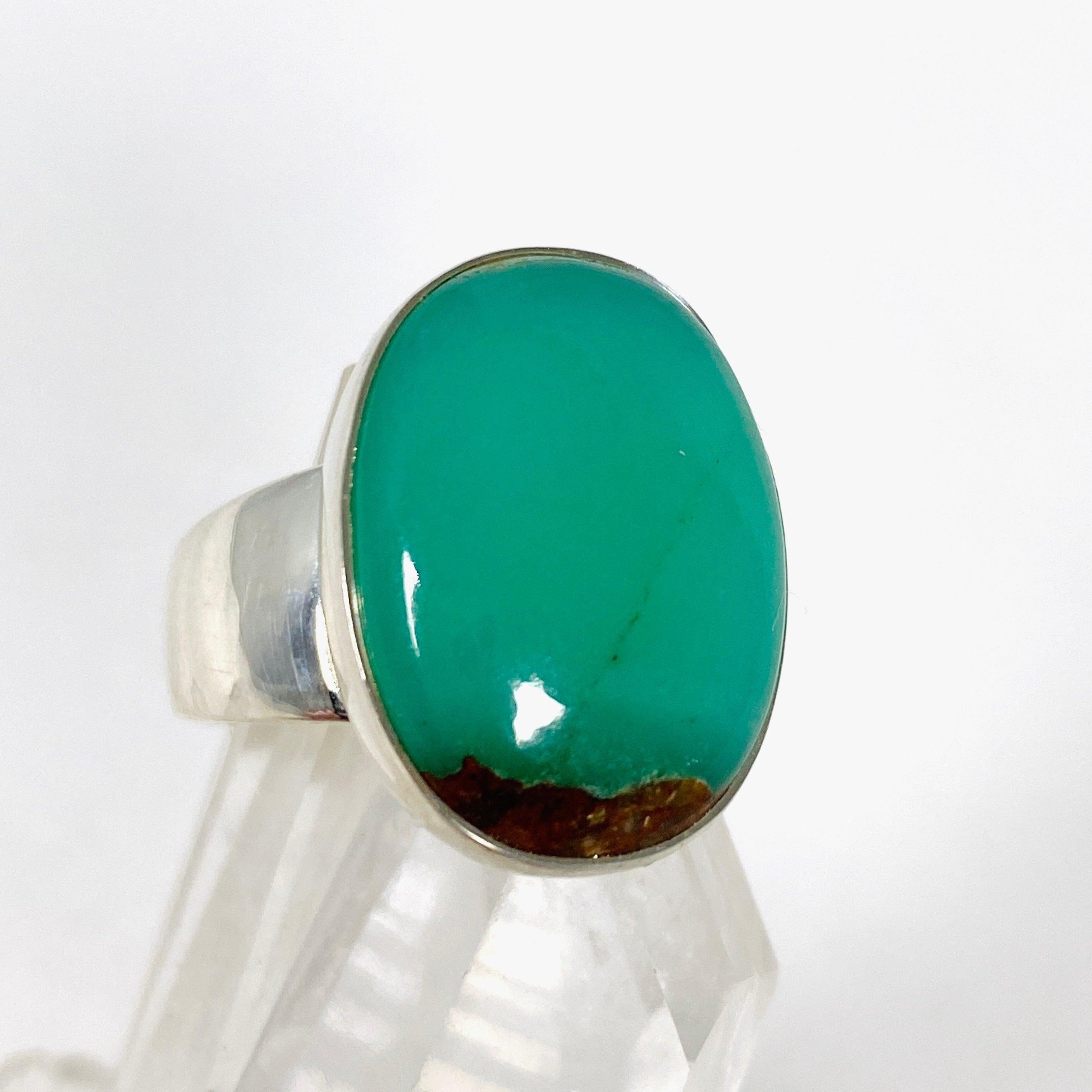 Chrysoprase Oval Ring Size 7 - KRGJ2943 | Elegant Green Gemstone Jewelry for Women, Perfect for Weddings, Parties & Everyday Wear