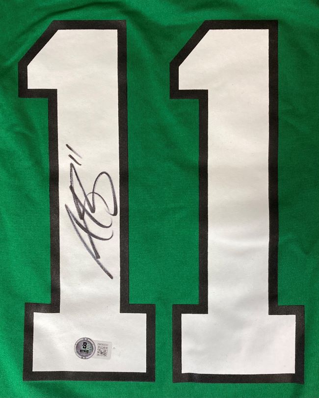 AJ Brown Autographed Philadelphia Eagles Kelly Green Nike Game Replica Jersey - Limited Edition Collectible for Sports Memorabilia Fans & Eagles Supporters - Perfect for Framing, Display, or Gifting