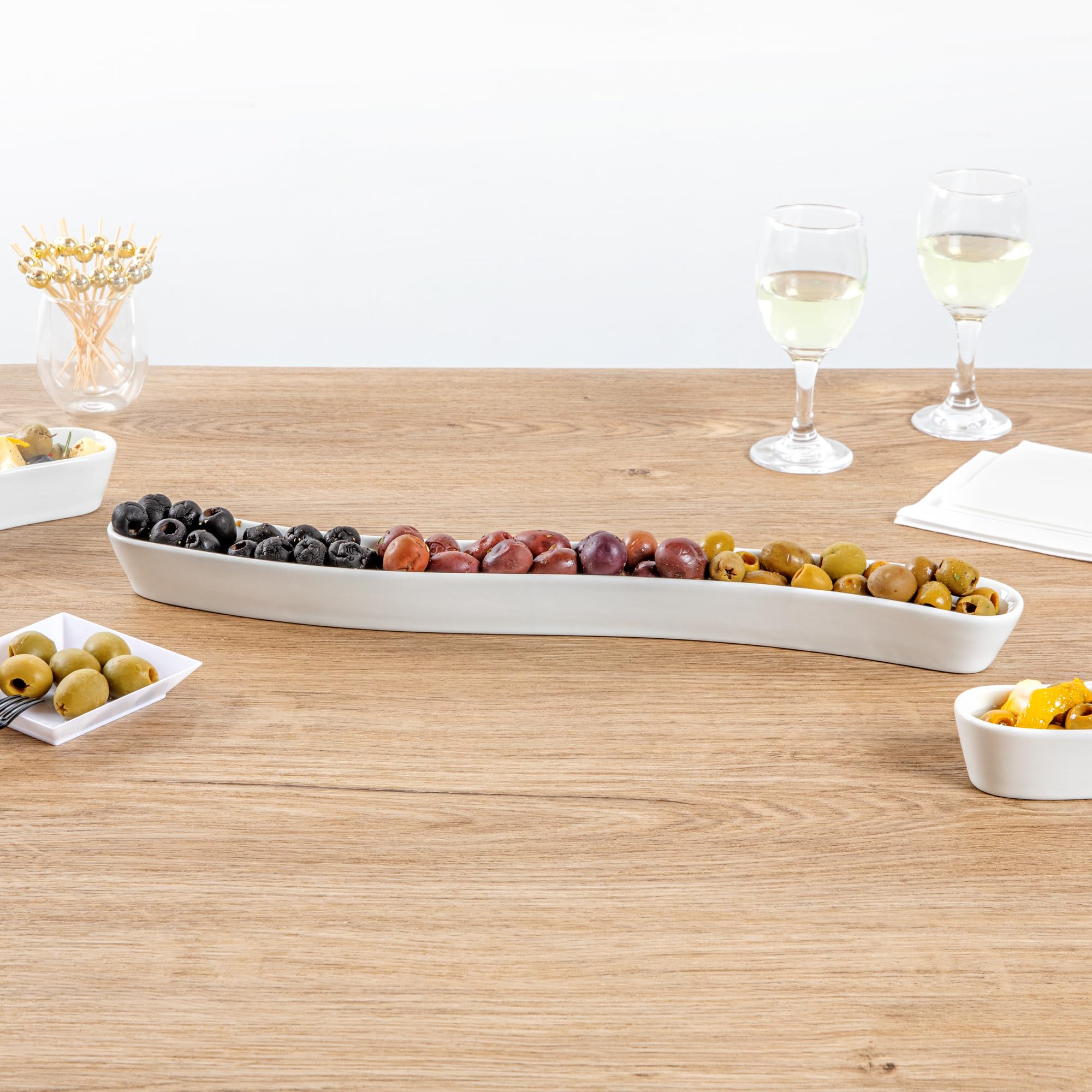 Swerve 14oz White Porcelain Olive Plate - Dishwasher Safe Snack & Appetizer Tray for Restaurants