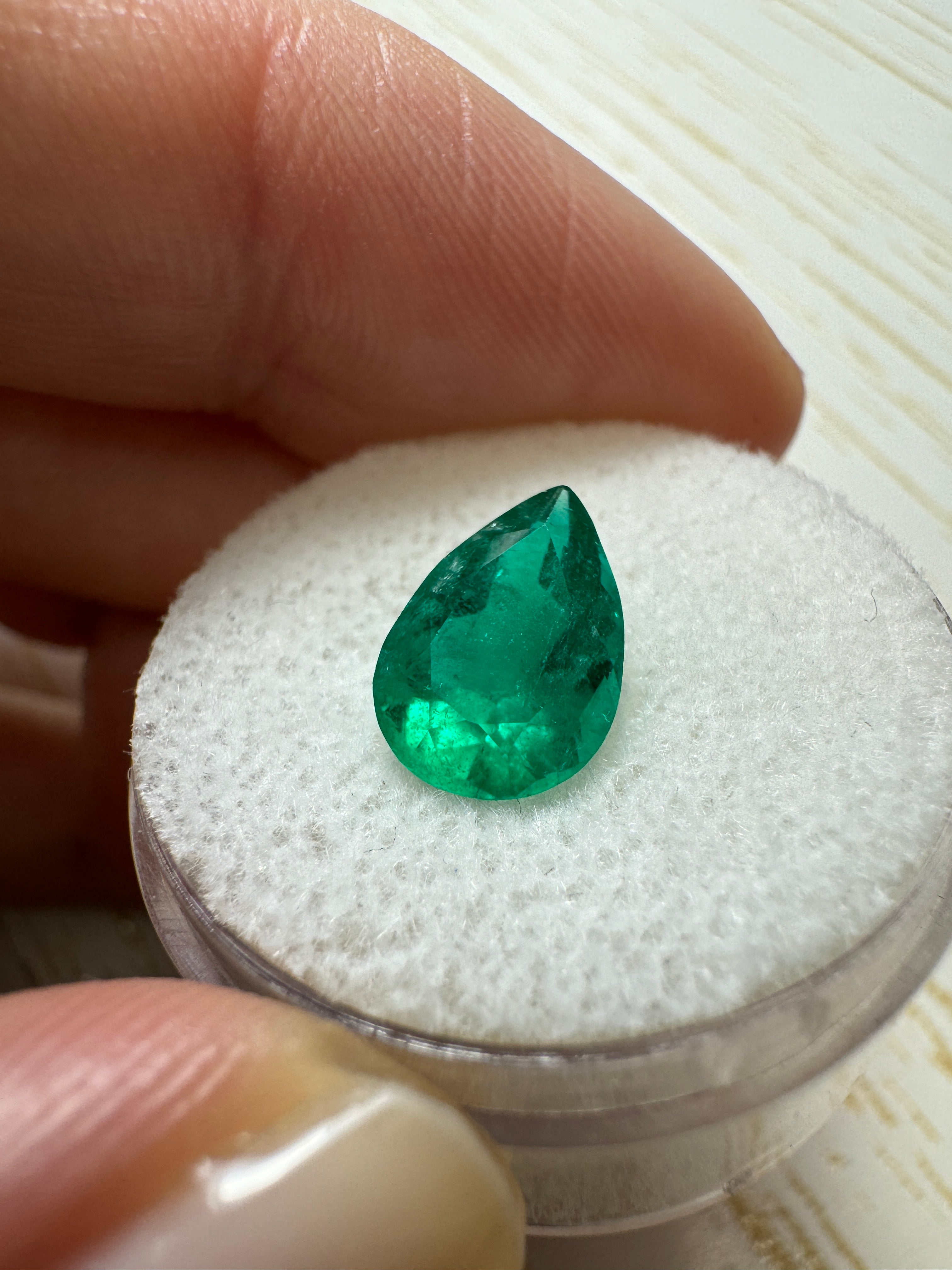 2.03 Carat 11x7.5mm Deep Green Natural Loose Colombian Emerald Pear Cut Gemstone for Jewelry Making, Engagement Rings & Luxury Gifts