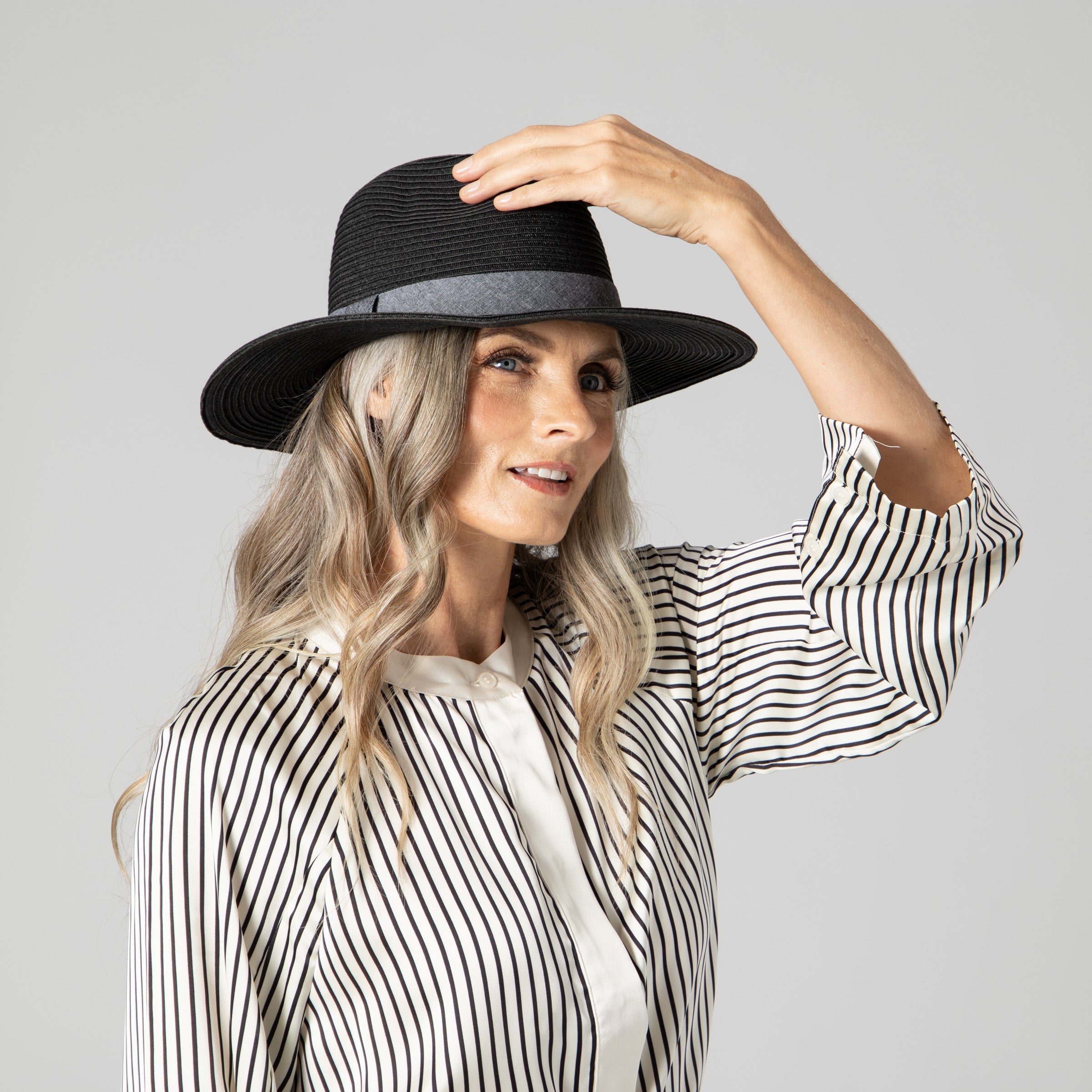 Stylish Out of Office Fedora Hat for Men - Classic Wide Brim Sun Hat for Outdoor Activities, Beach, and Travel - Perfect for Summer Fashion and Sun Protection