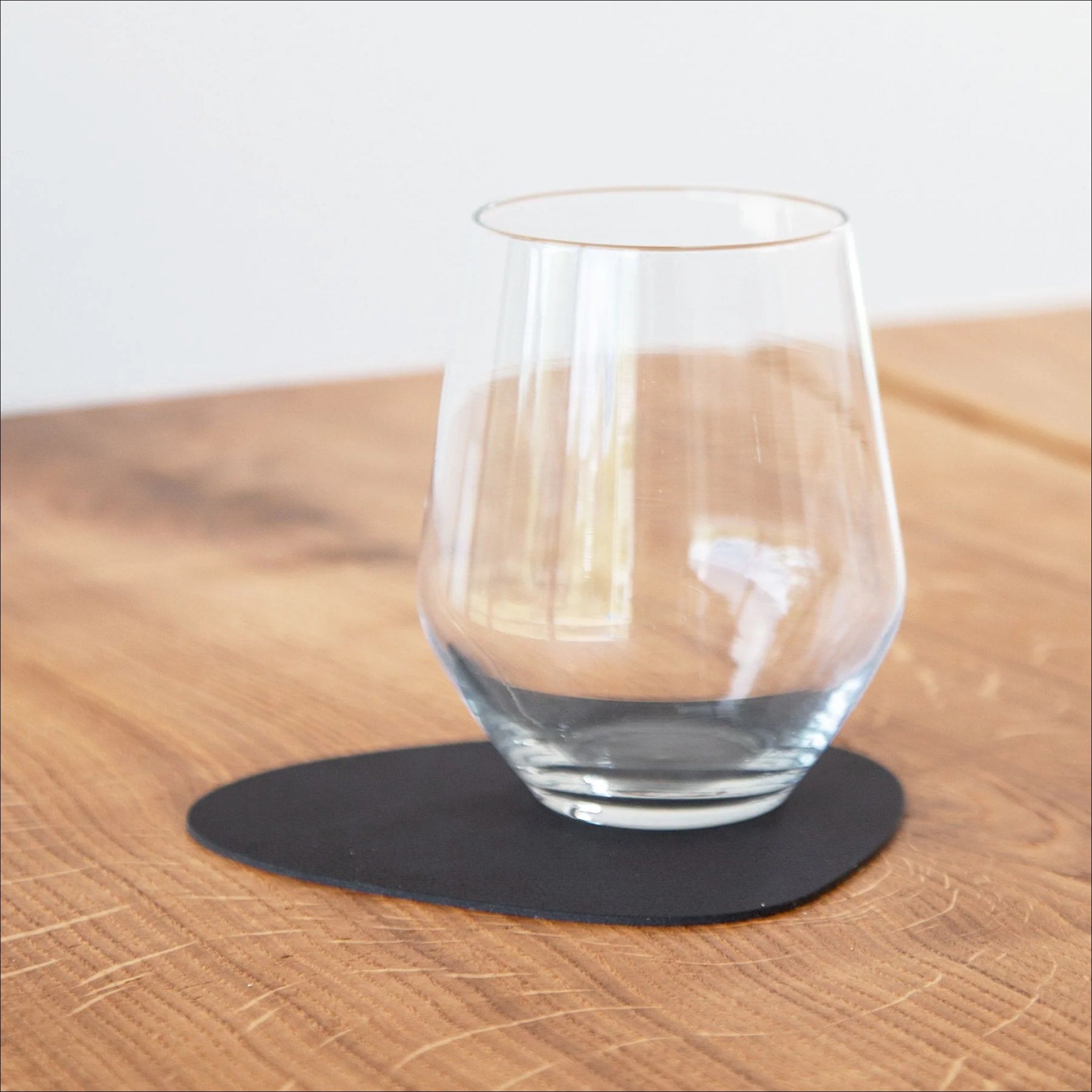LIND DNA Nupo Curve Coaster Set - 4 Pack Black Non-Slip Drink Coasters for Coffee Table, Bar, and Home Decor - Perfect for Protecting Furniture from Water Rings and Stains