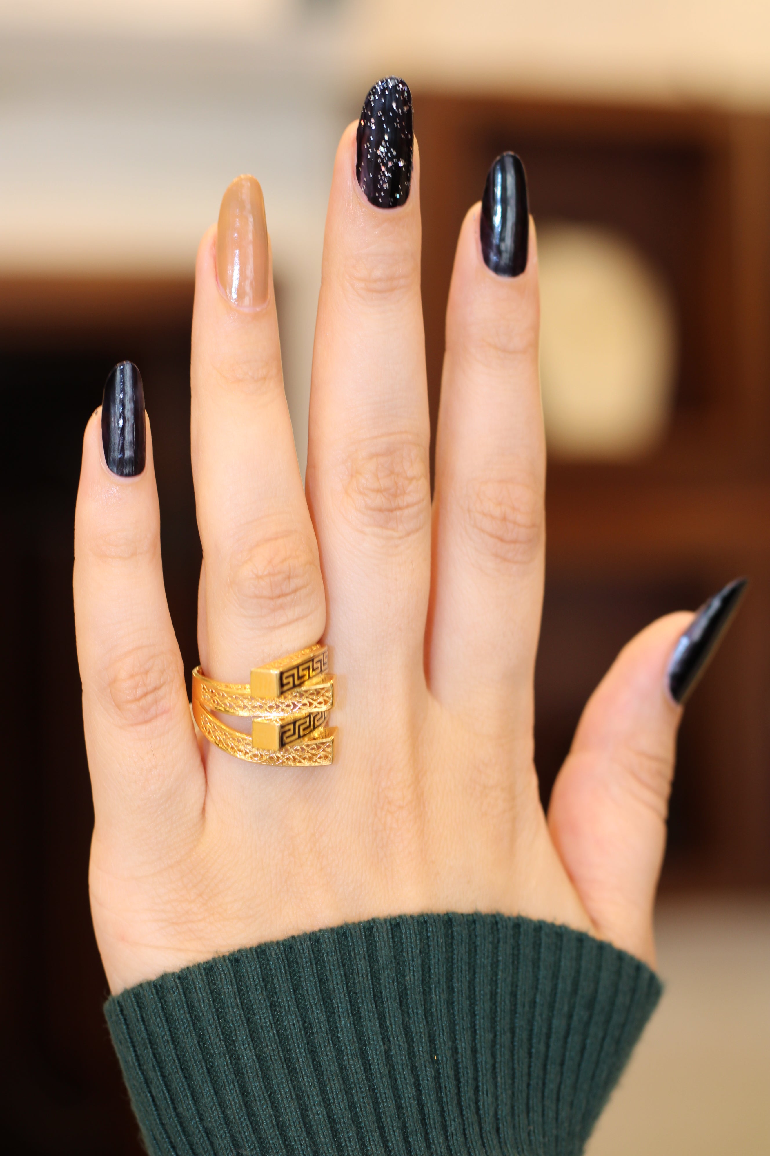 Exquisite Enamel Fashion Ring for Women - Elegant Handmade Jewelry Gift for Her - Perfect for Parties, Weddings & Everyday Wear