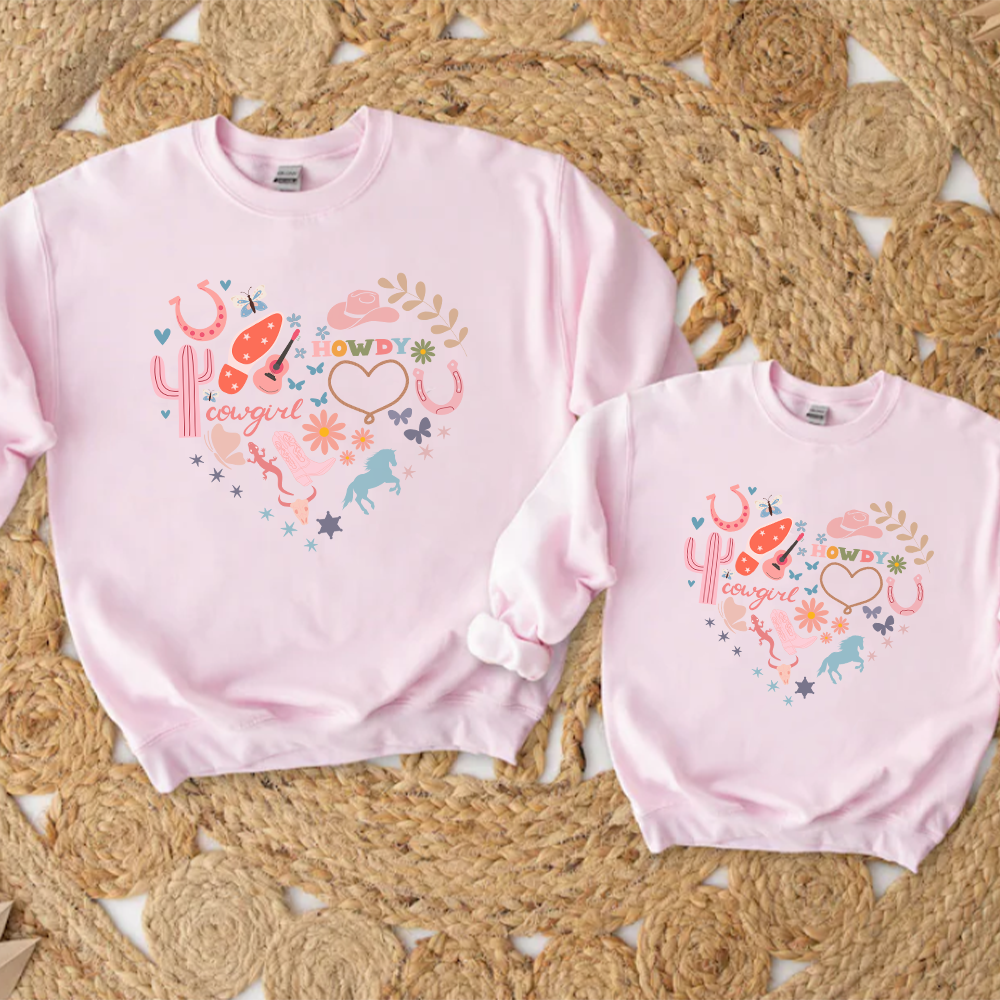 Cowgirl Heart Matching Sweatshirt for Women - Western Style Couple Hoodie - Perfect for Rodeo, Country Music Festivals & Valentine's Day Gifts