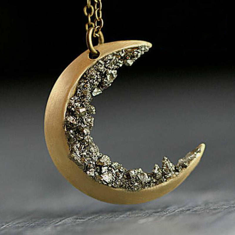 Vintage Moon Shaped Diamond Pendant Necklace for Women - Elegant 925 Sterling Silver Jewelry Gift for Birthday, Anniversary & Valentine's Day