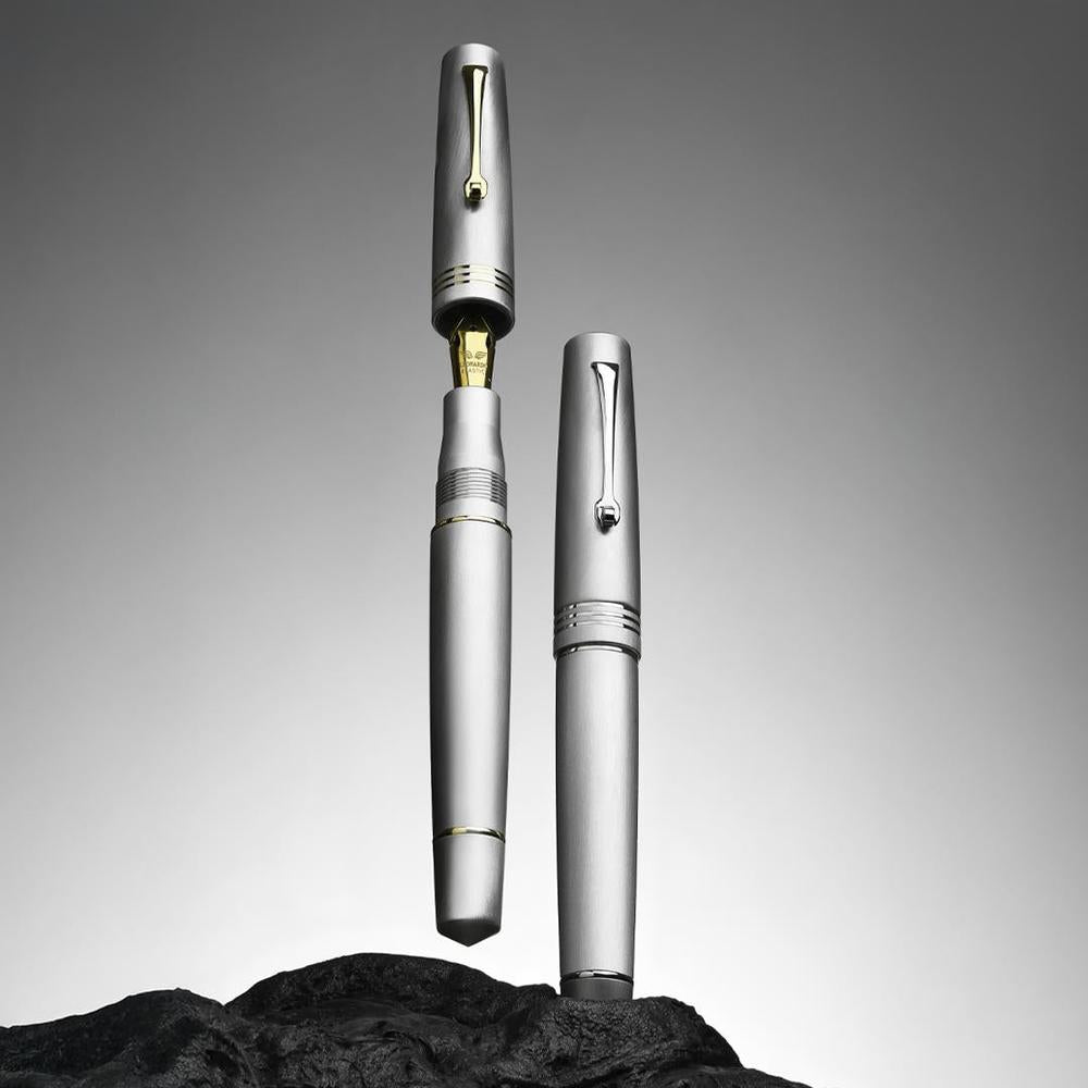 Leonardo Fountain Pen Momento Zero Limited Edition (2025) - 14K Gold Nib, Alumina Body - Premium Writing Instrument for Collectors & Professionals | Ideal for Calligraphy, Business Signatures & Luxury Gifts