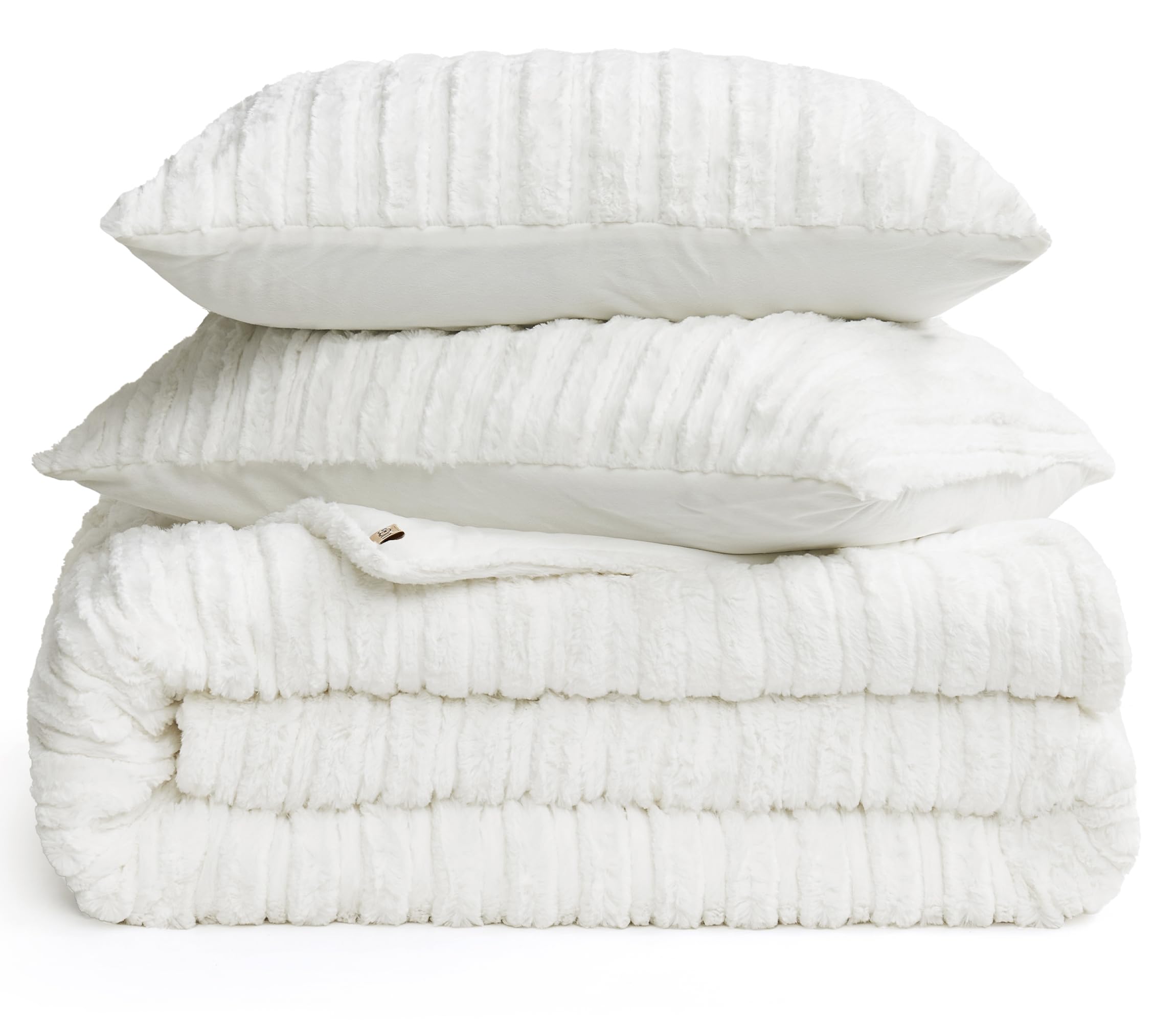 UGG Kenzie Full/Queen Comforter Set - Plush Faux Fur Reversible Down Alternative Bedding with 2 Pillow Shams | Soft, Warm & Washable Hypoallergenic Blanket for Bedroom | White Snow | Perfect for Cozy Winter Nights & Guest Room Decor