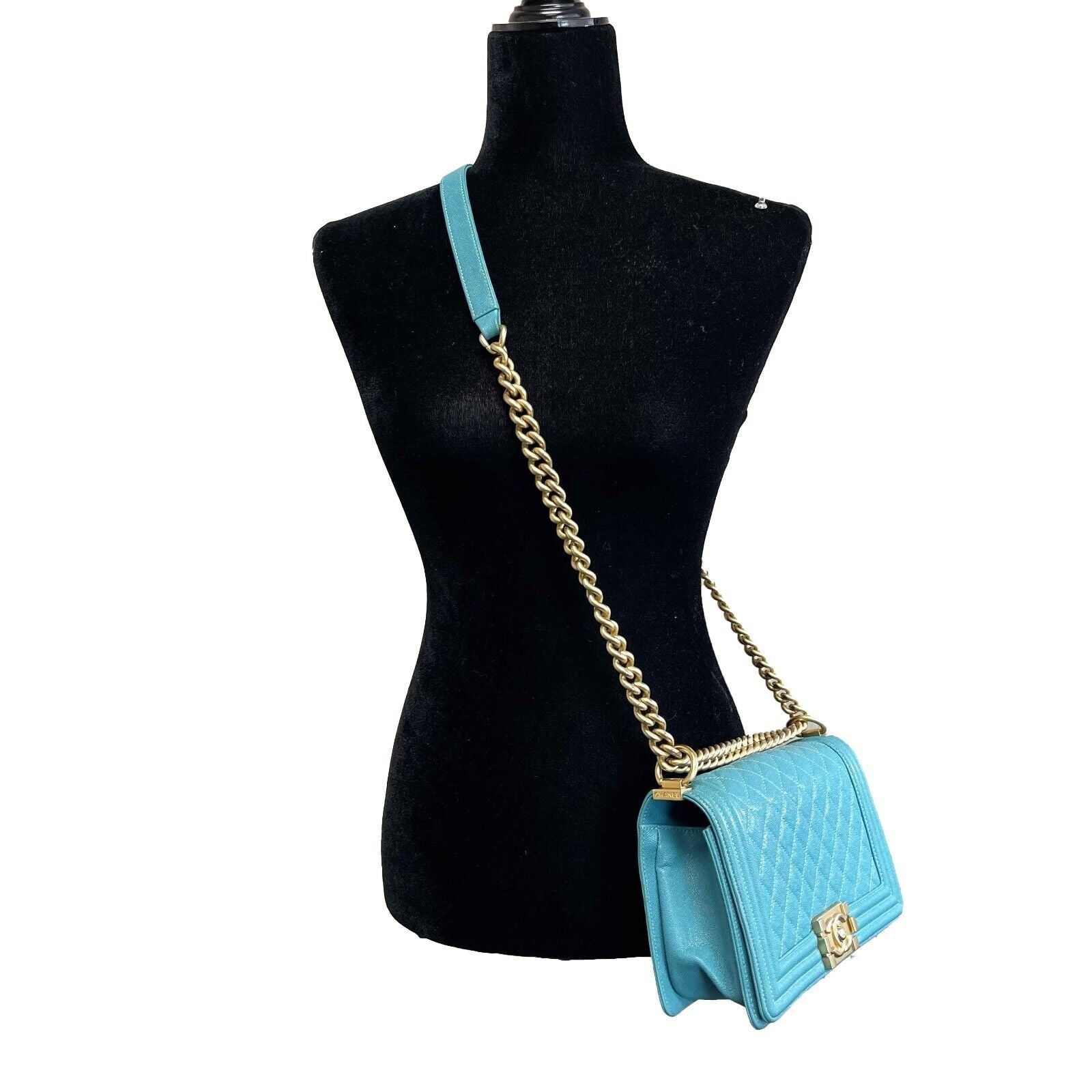 Chanel Excellent Boy Flap Medium Turquoise Leather Handbag for Women - Luxury Designer Crossbody Bag for Date Night, Parties & Special Occasions