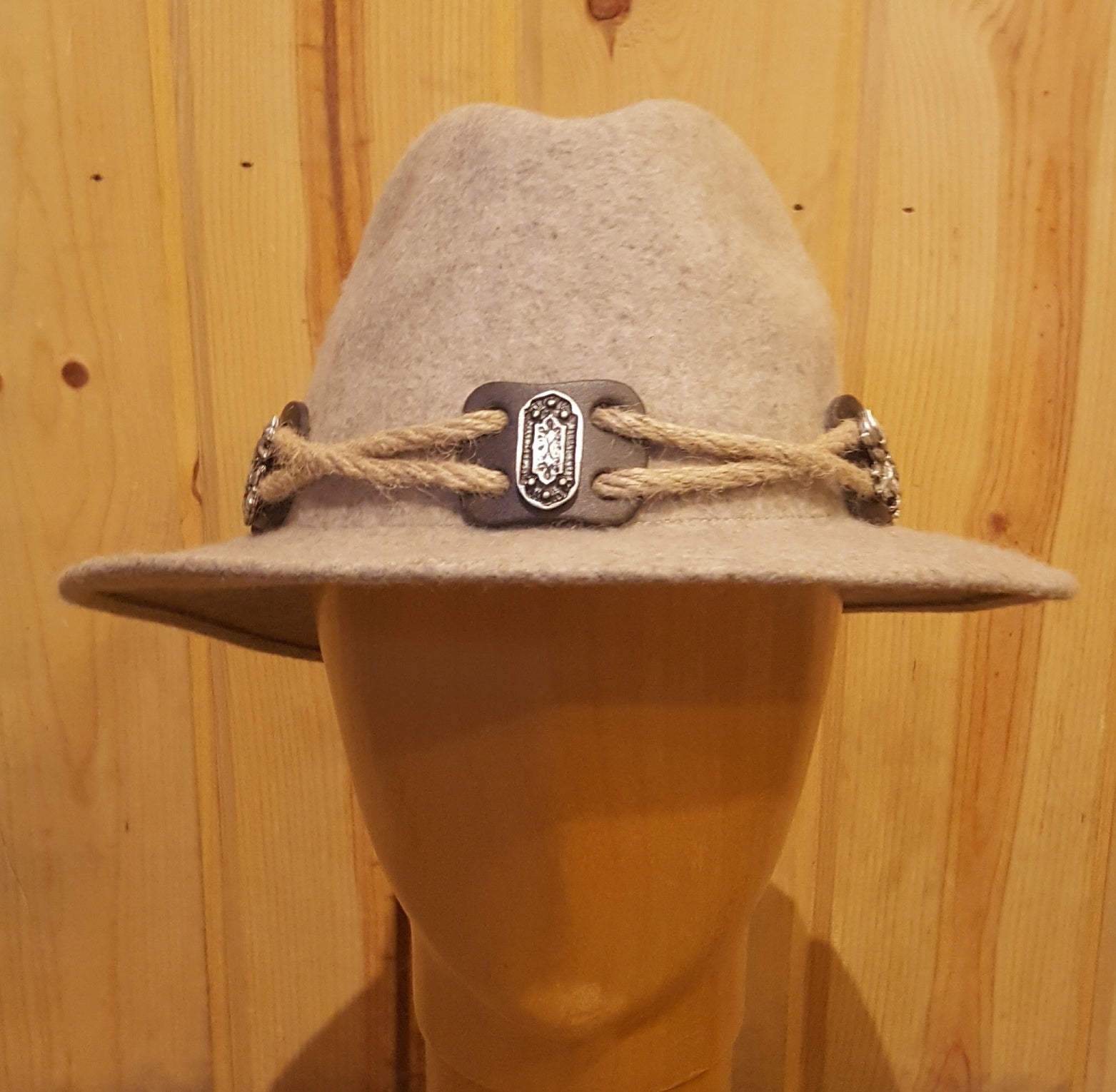 Premium Matterhorn Hat for Men & Women - Warm Winter Beanie for Skiing, Hiking & Outdoor Adventures
