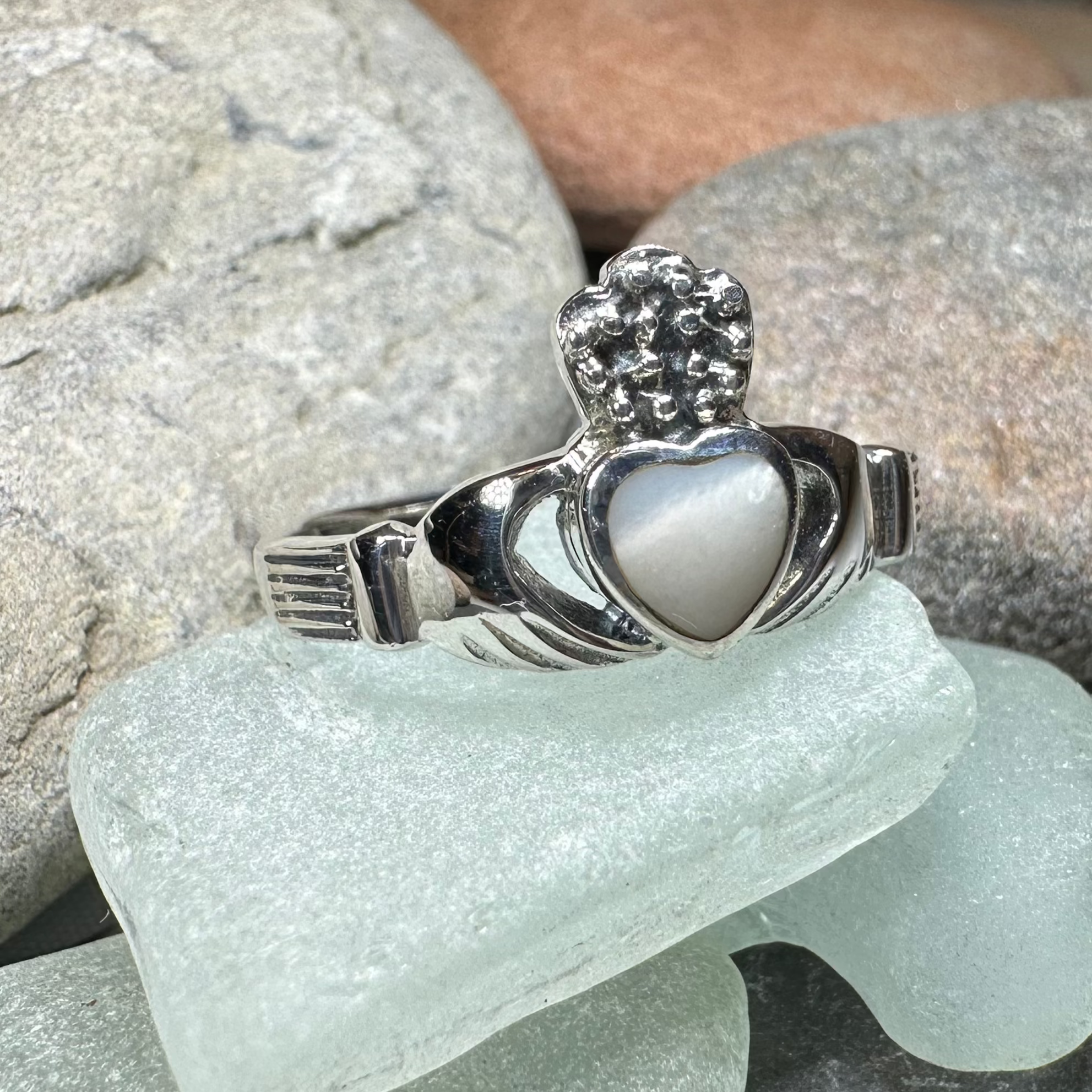 Aurora Claddagh Ring - Sterling Silver Irish Love Friendship Loyalty Ring for Women | Perfect for Weddings, Anniversaries & Gifts