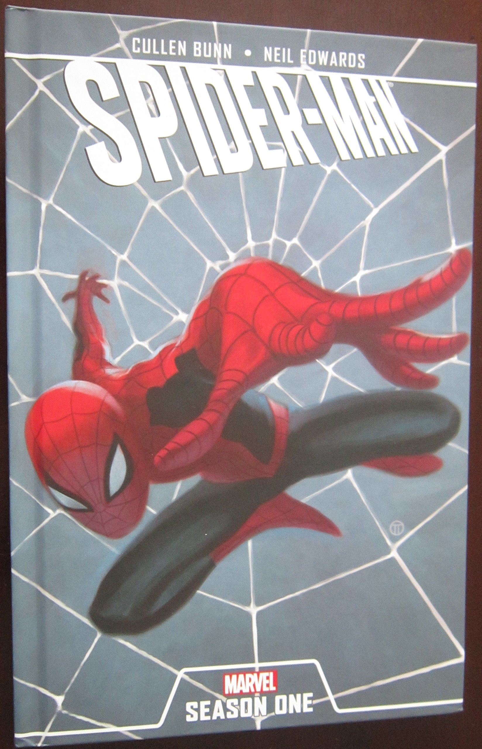 Spider-Man: Season One - Marvel Comics Graphic Novel, Superhero Action Adventure - Perfect for Marvel Fans, Collectors & Comic Book Lovers - Great Gift for Birthdays, Holidays & Cosplay Events
