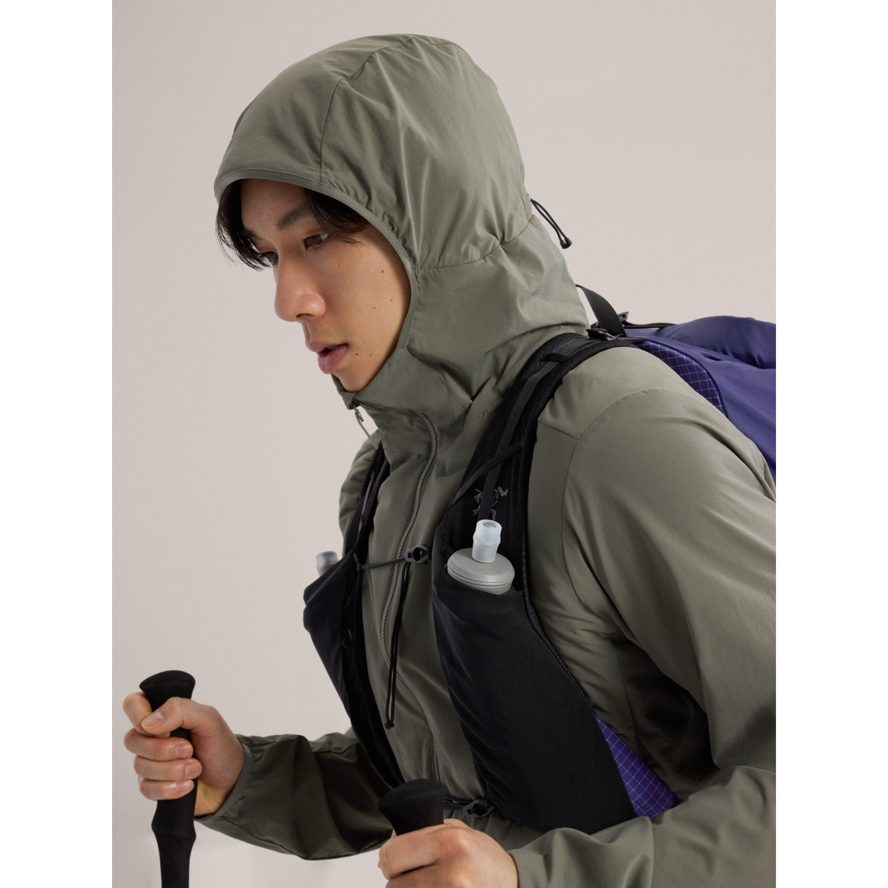 Arc'teryx Men's Atom SL Hoody - Lightweight Packable Insulated Jacket for Hiking, Travel & Outdoor Adventures