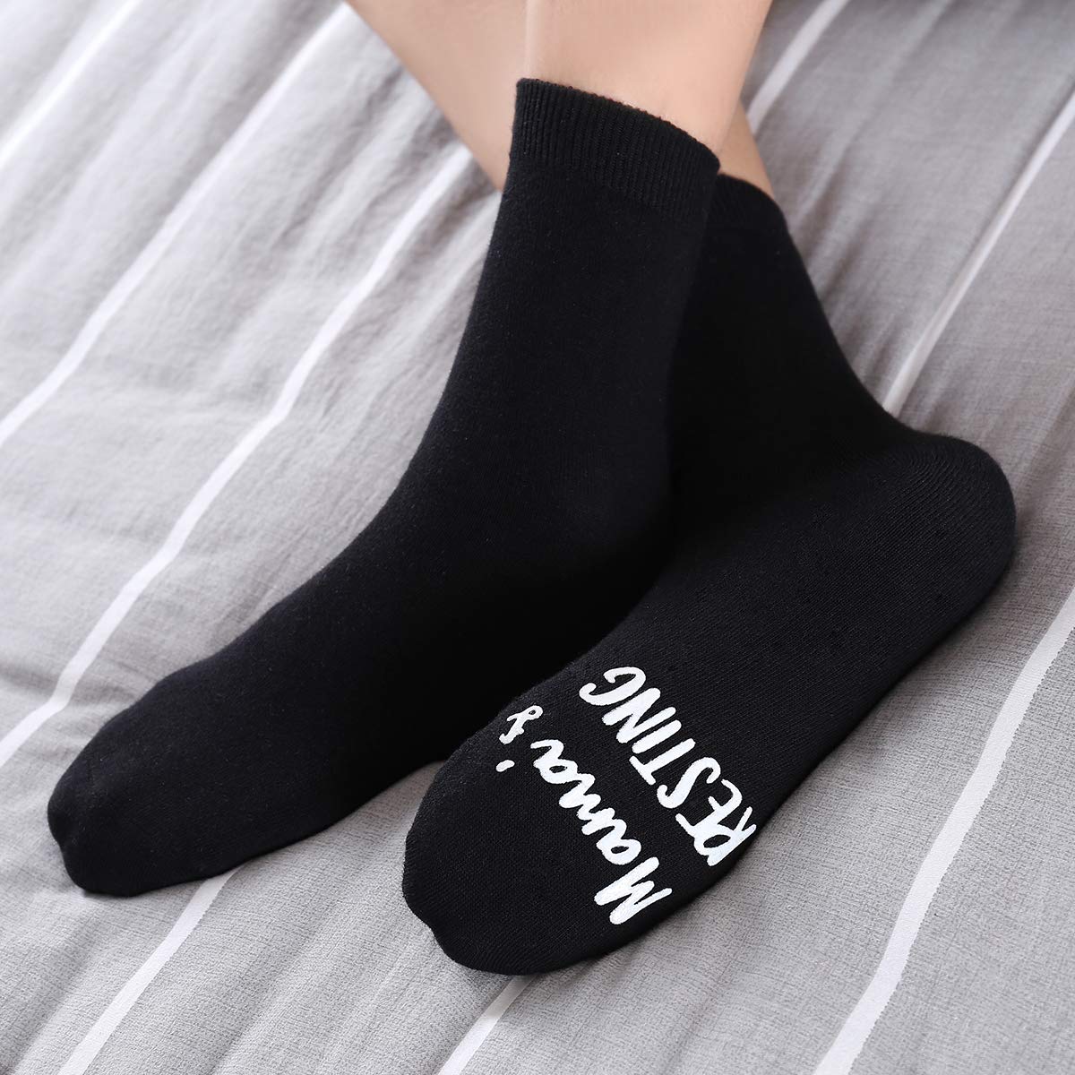 **Poshzone Non-Slip Maternity Labor & Delivery Socks - Comfortable Hospital Push Socks for Expecting Moms - Perfect Shower Gift for Pregnancy - Ideal for Hospital Stay, Postpartum Recovery & Relaxation**