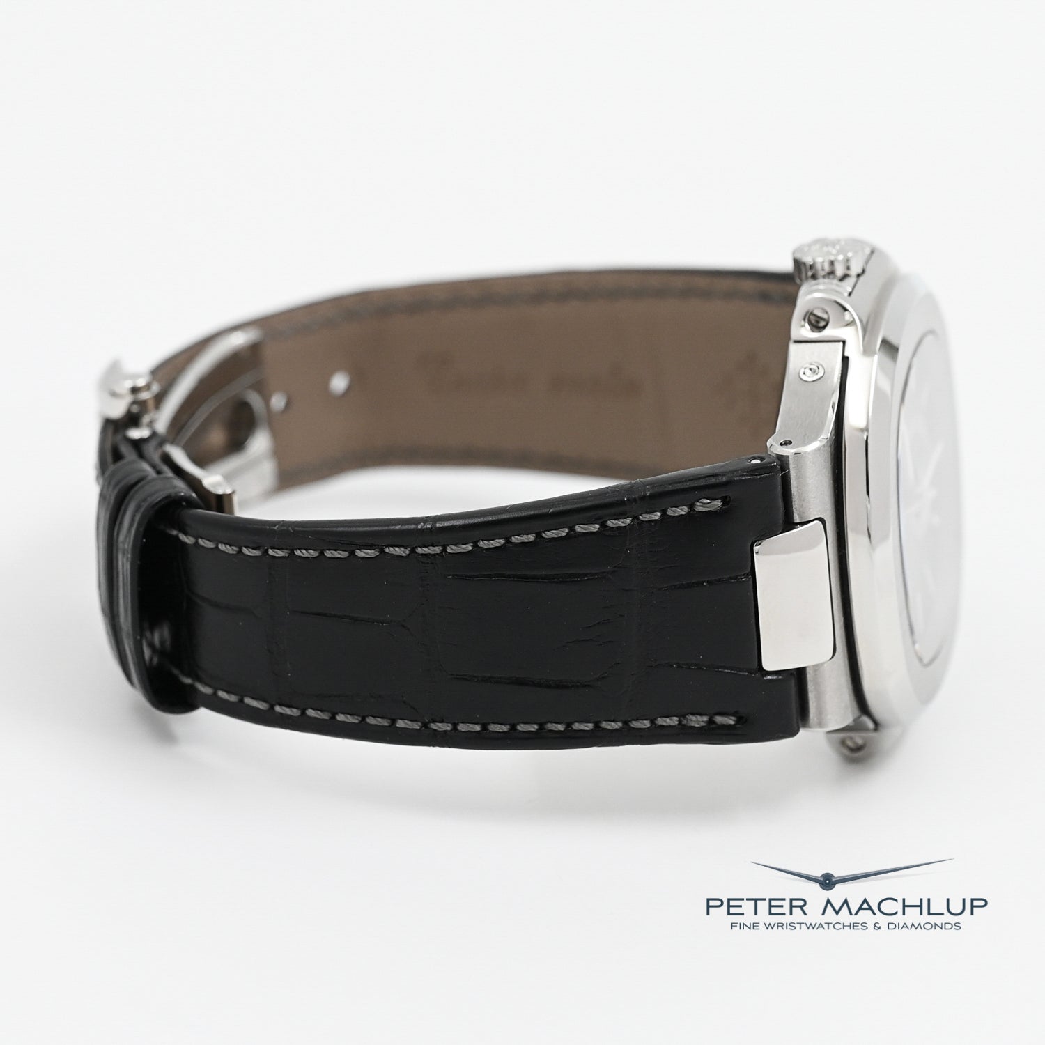 Patek Philippe Nautilus Annual Calendar 5726/1A-001 Luxury Men's Watch - Perfect for Business Meetings & Formal Events