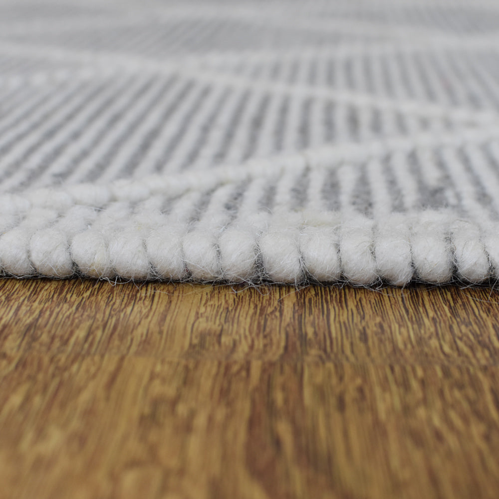 Handwoven Sculpture Rug - Bohemian Style Decorative Area Rug for Living Room, Bedroom, or Office - Soft & Durable Floor Covering for Home Decor