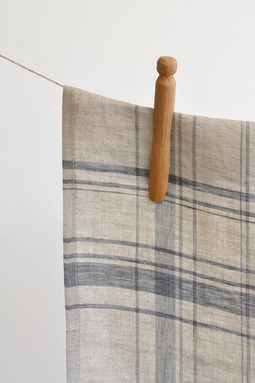 Premium Linen Tea Towels Set of 2 - Absorbent Pewter & Natural Plaid Kitchen Towels for Dish Drying, Hand Wiping & Home Decor