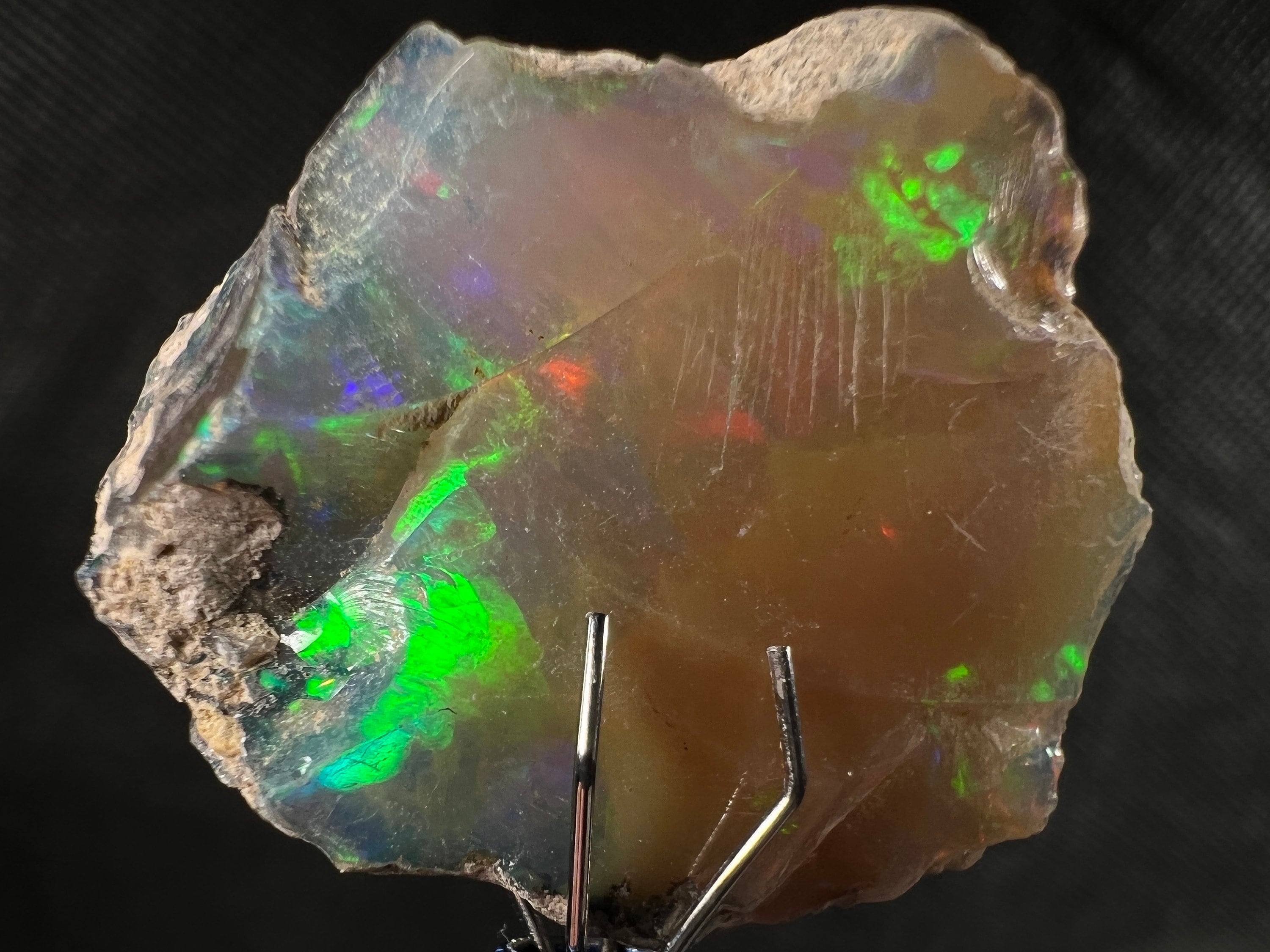 Natural 4A+ Welo Opal Raw Crystal - Premium Cutting Grade Opal Gemstone, October Birthstone (50665) for Jewelry Making, Healing Crystals & Mineral Collection