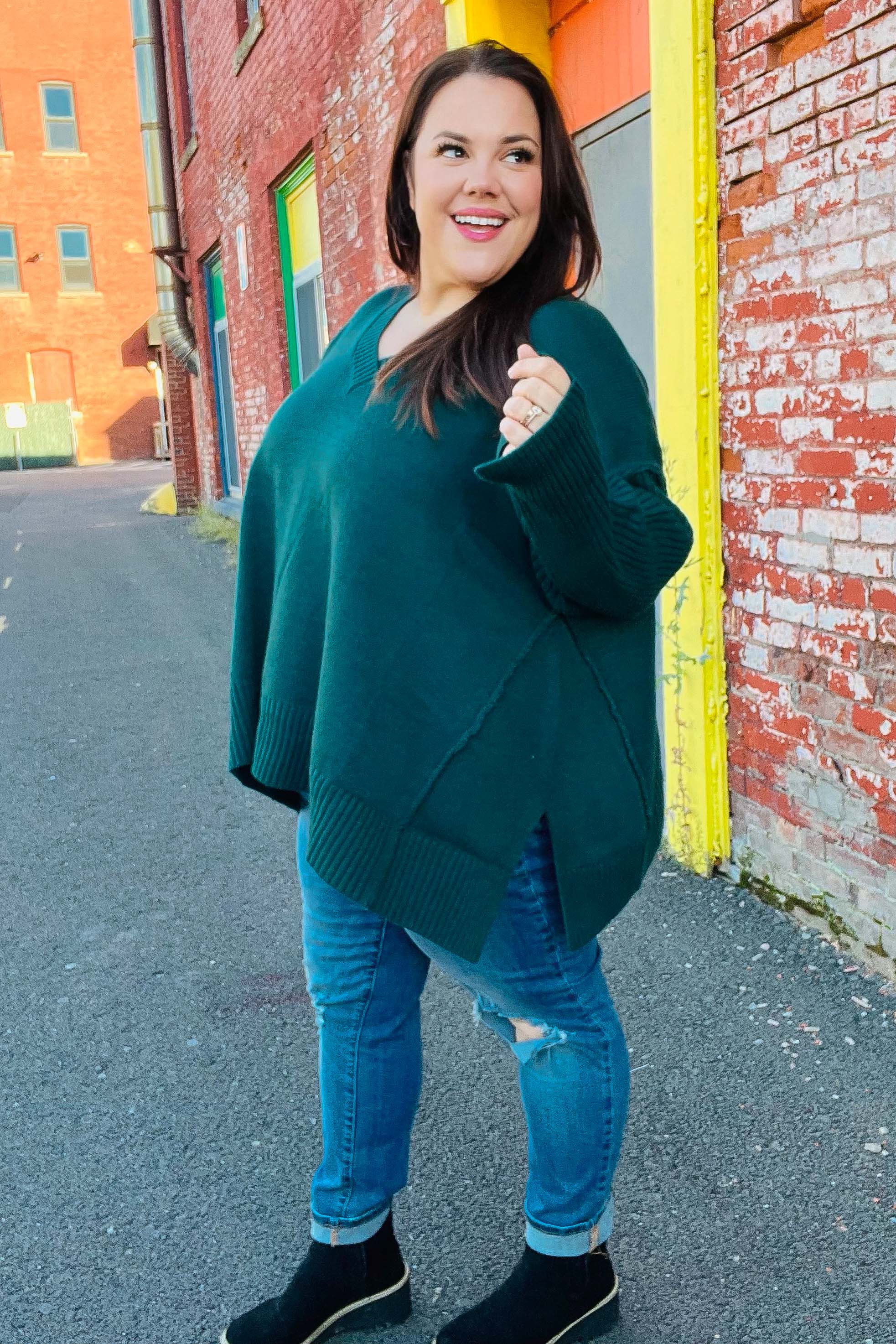 Stylish Hunter Green Oversized V-Neck Rib Knit Sweater for Women - Cozy Fall & Winter Layering Essential