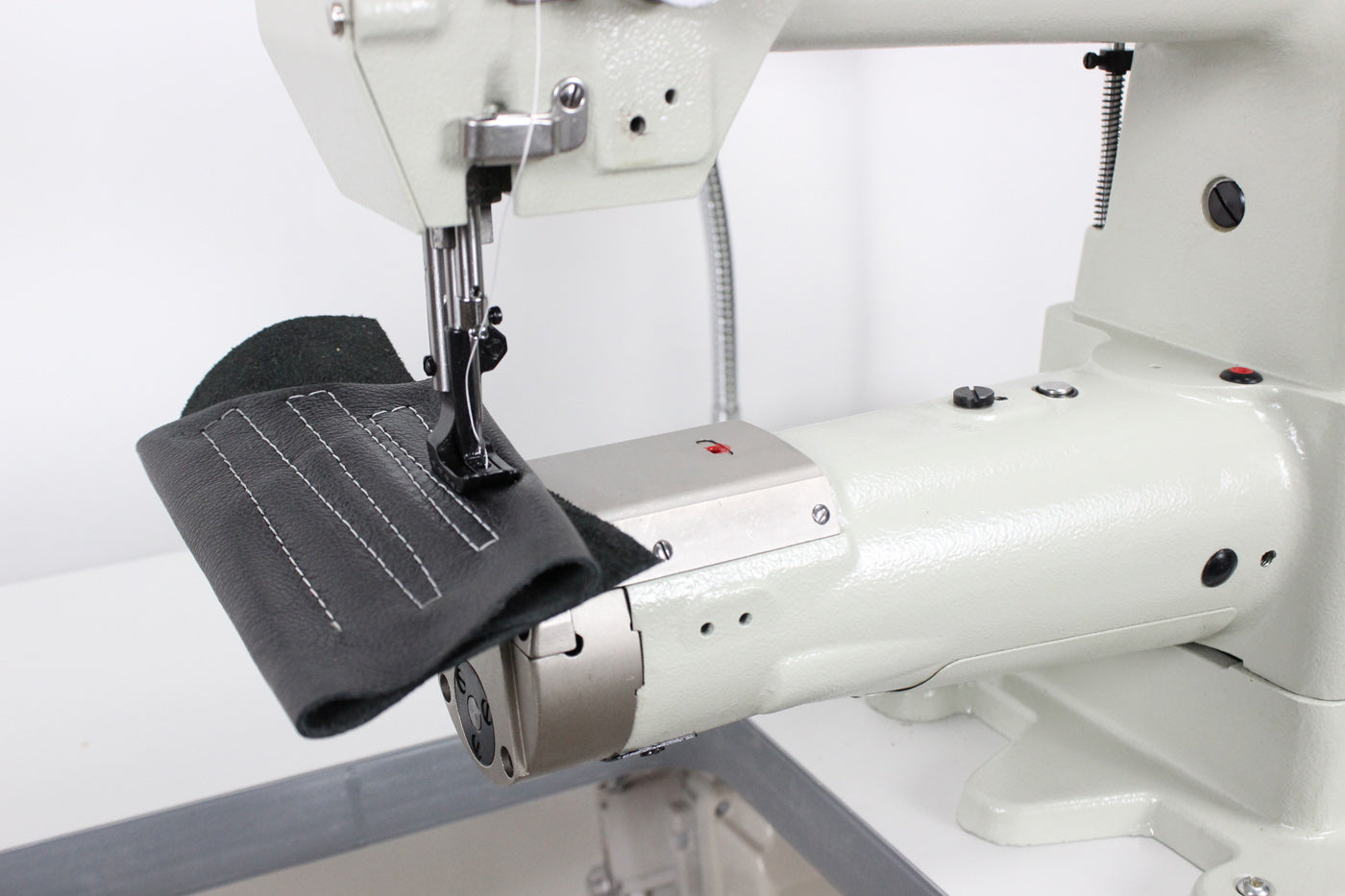 Techsew 2750 Heavy Duty Cylinder Walking Foot Industrial Sewing Machine for Leather, Canvas & Upholstery - Perfect for Shoe Repair, Bag Making & Automotive Interiors